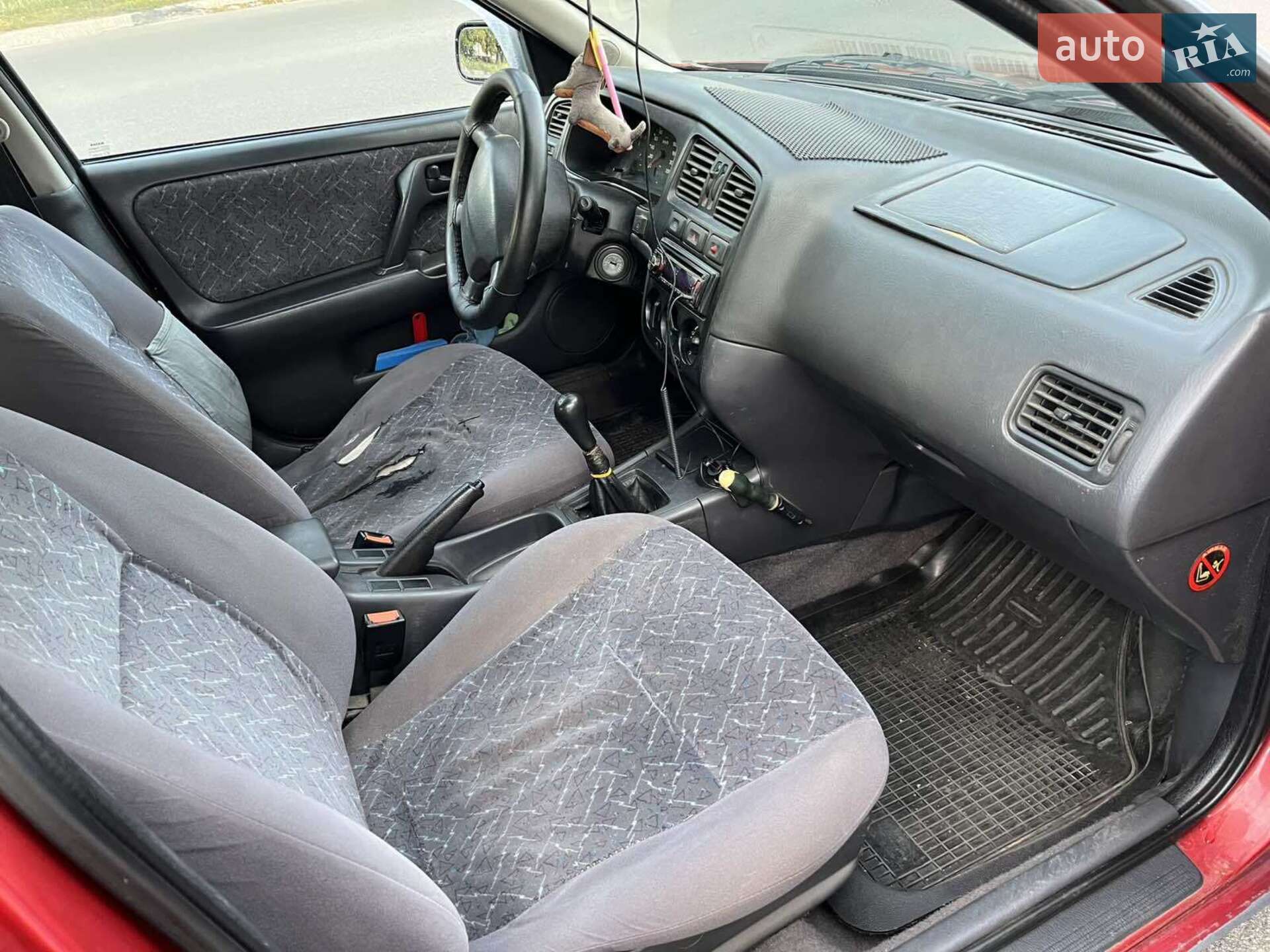 Nissan Primera 1997 VIN SJNFAAP11U0049771 фото оголошення 6 з 9