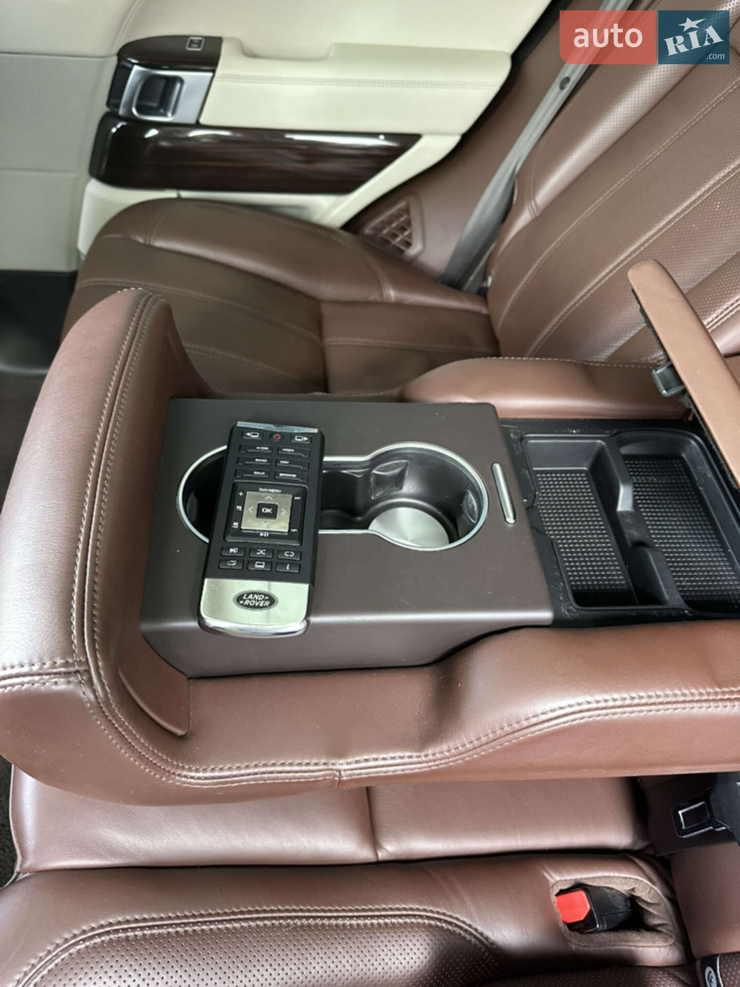 Land Rover Range Rover 2015 VIN SALGA2JF7GA273430 фото оголошення 33 з 48