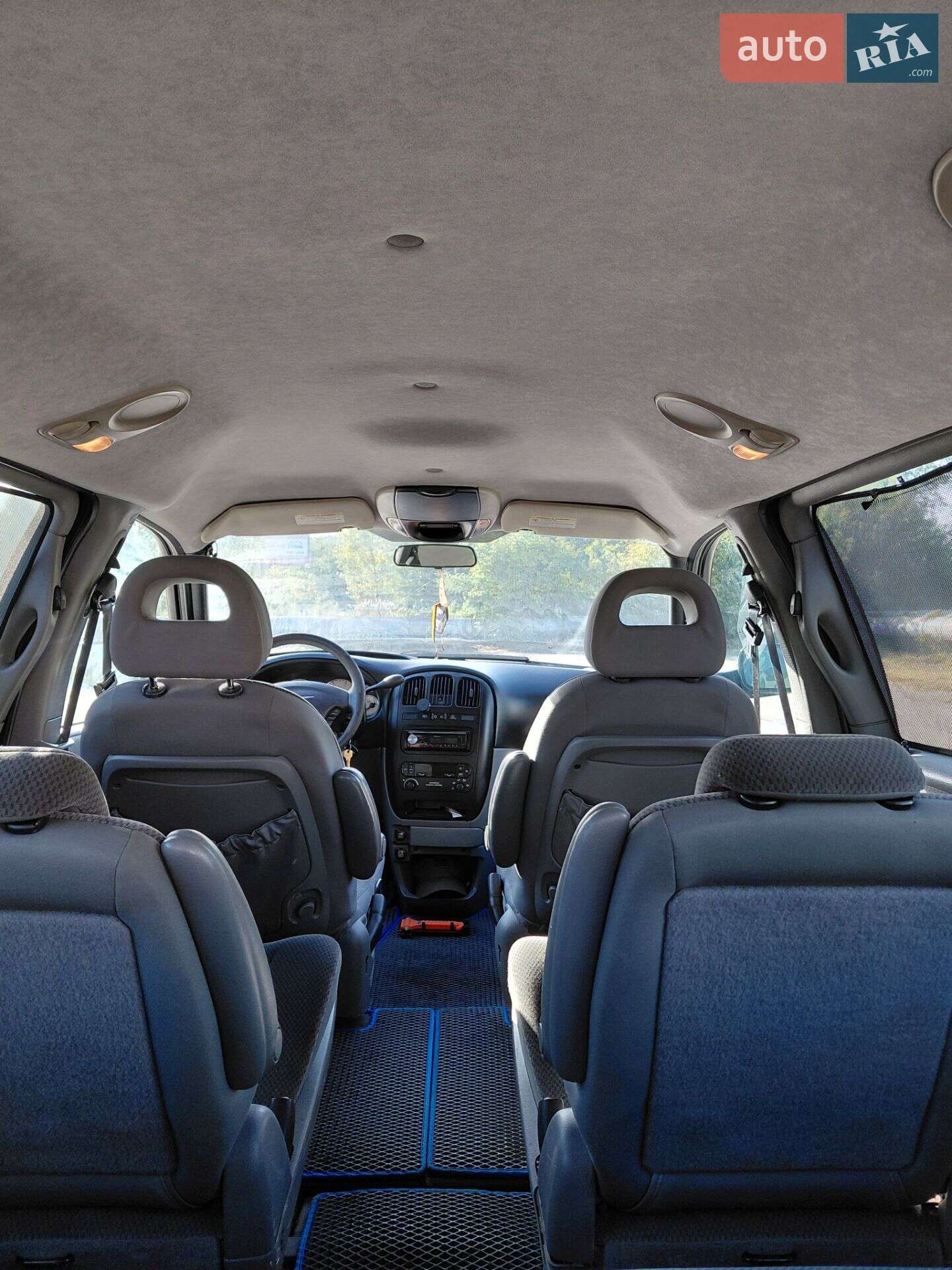 Chrysler Grand Voyager 2005 VIN 1A8GYB5536Y112687 фото оголошення 7 з 17