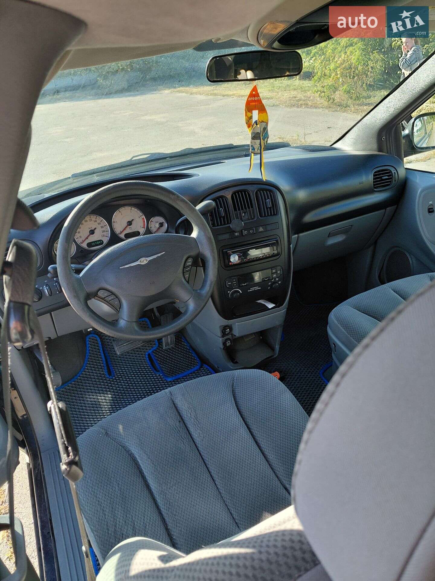 Chrysler Grand Voyager 2005 VIN 1A8GYB5536Y112687 фото оголошення 12 з 17