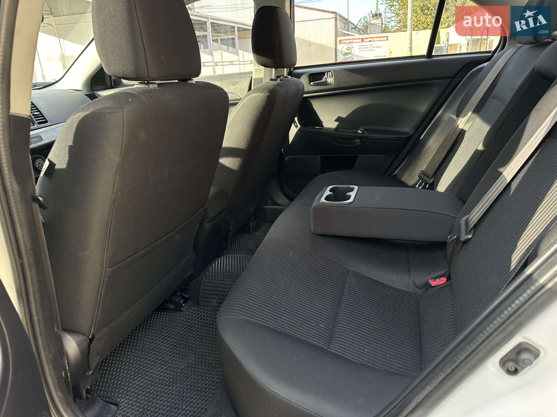 Mitsubishi Lancer 2015 VIN JA32V2FW1FU024373 фото оголошення 9 з 24