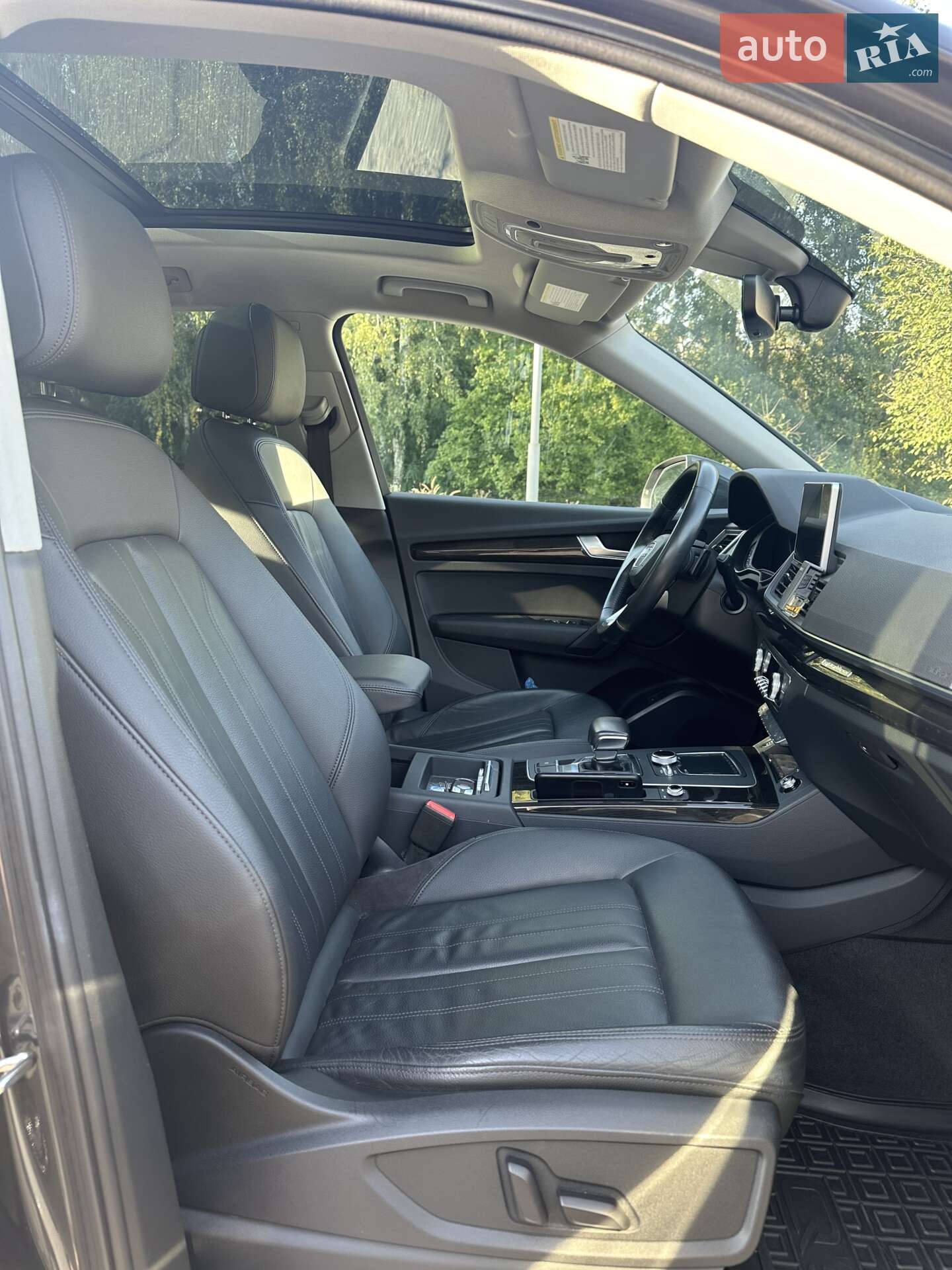 Audi Q5 2018 VIN WA1BNAFY3J2206474 фото оголошення 10 з 23