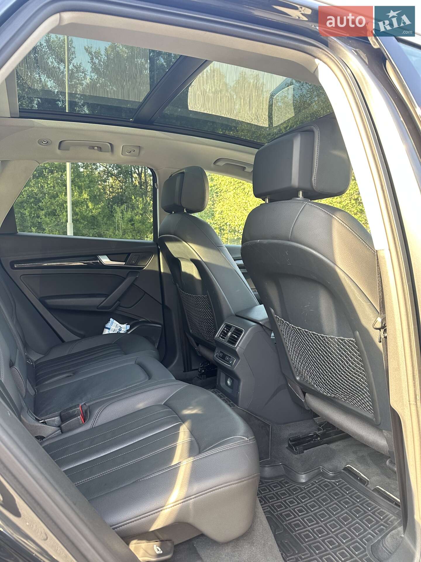 Audi Q5 2018 VIN WA1BNAFY3J2206474 фото оголошення 11 з 23