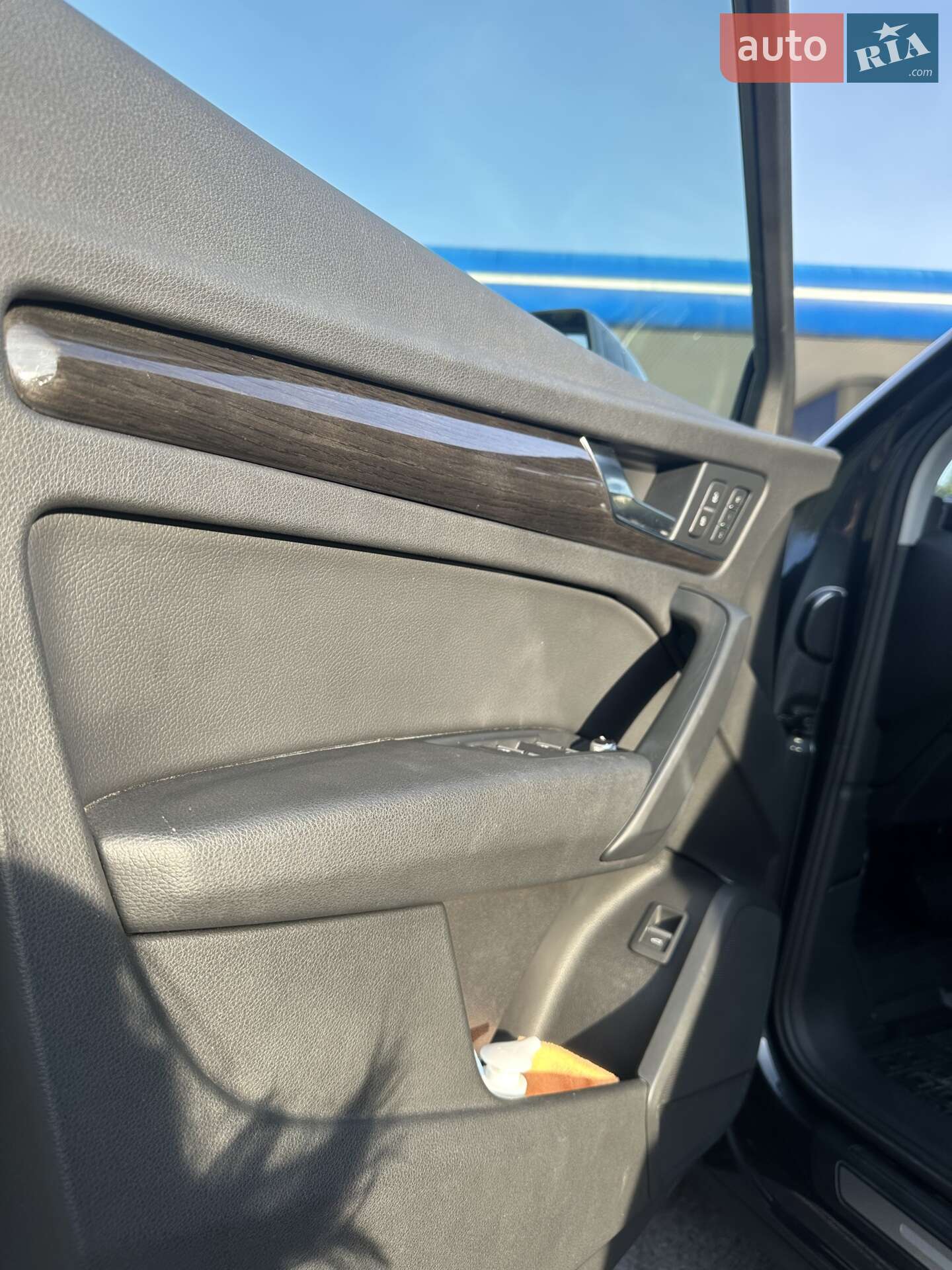 Audi Q5 2018 VIN WA1BNAFY3J2206474 фото оголошення 13 з 23