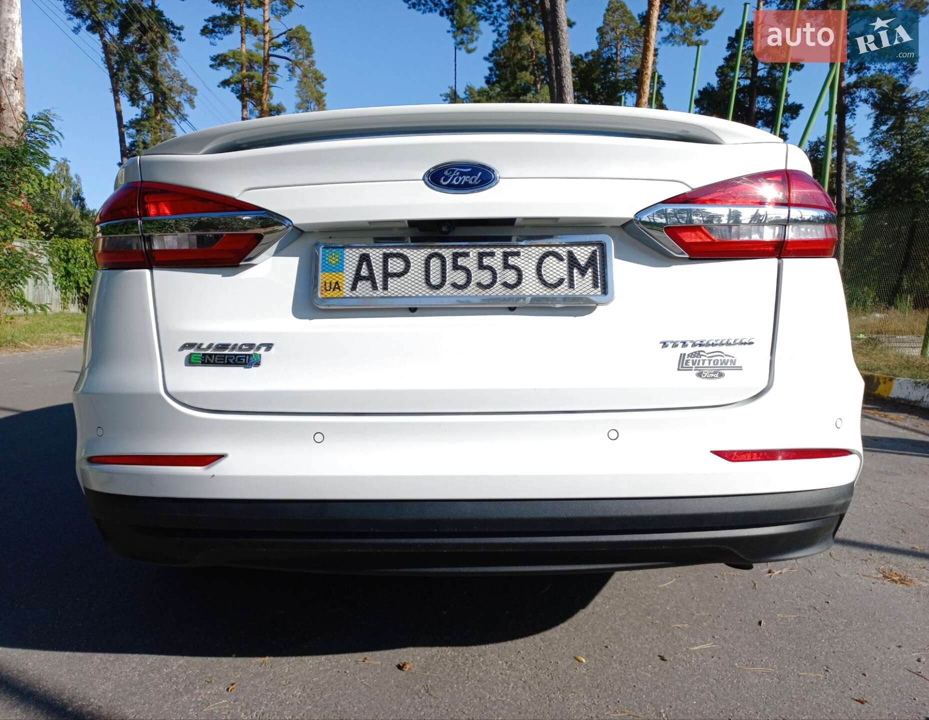 Ford Fusion 2019 VIN 3FA6P0SU0KR191949 фото оголошення 4 з 39