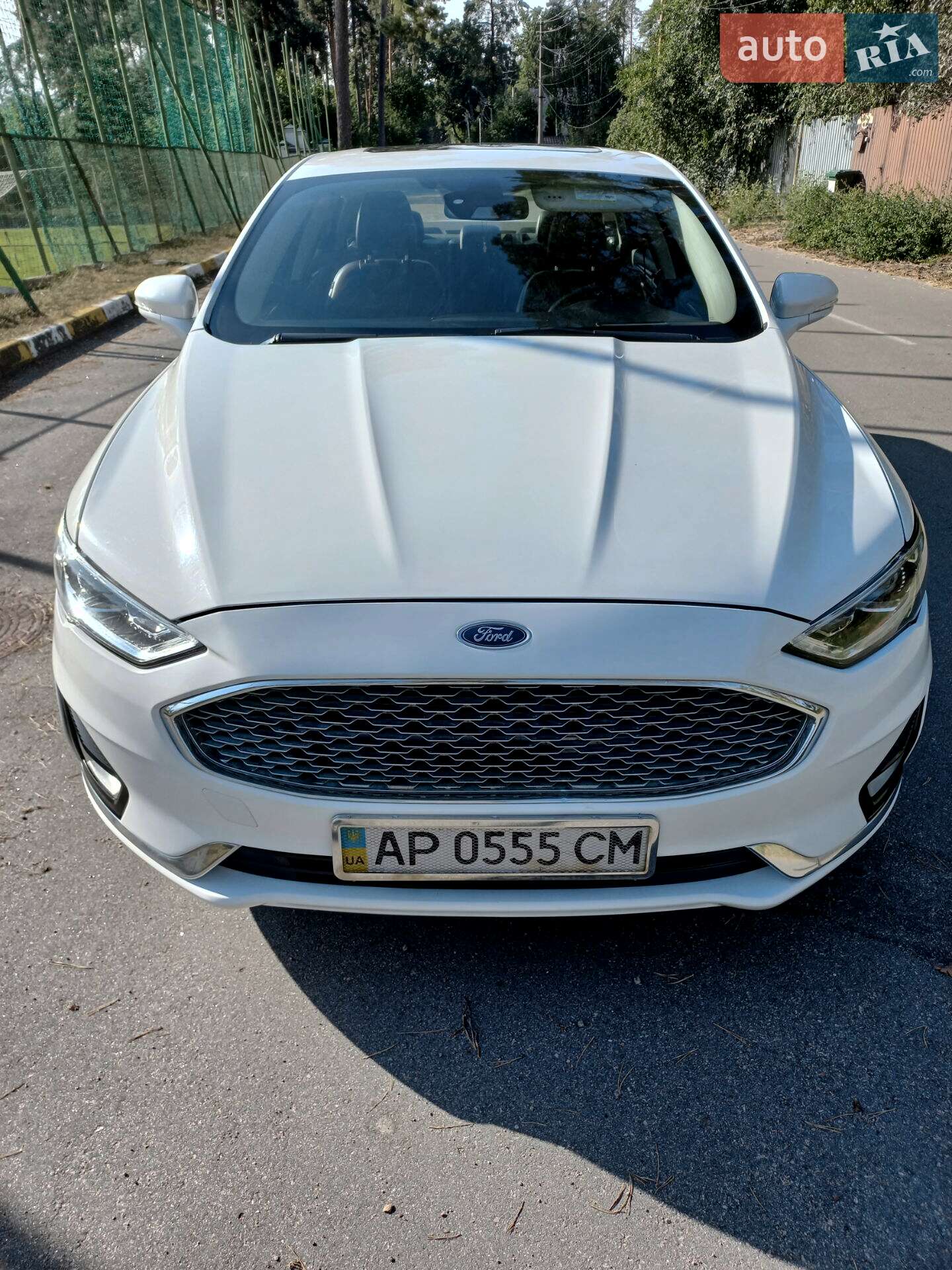 Ford Fusion 2019 VIN 3FA6P0SU0KR191949 фото оголошення 8 з 39