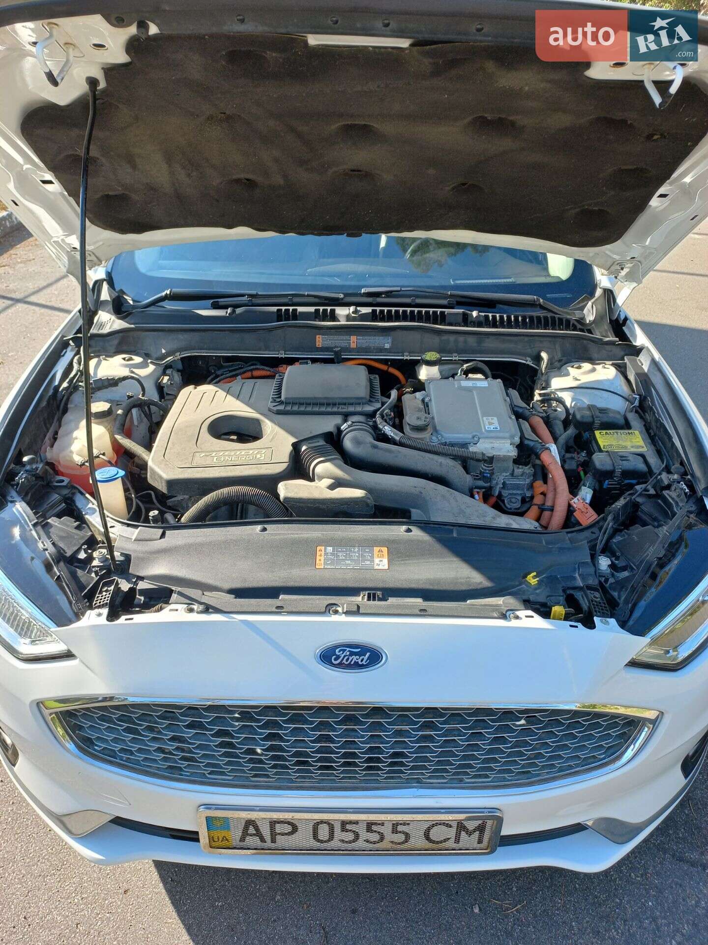 Ford Fusion 2019 VIN 3FA6P0SU0KR191949 фото оголошення 12 з 39