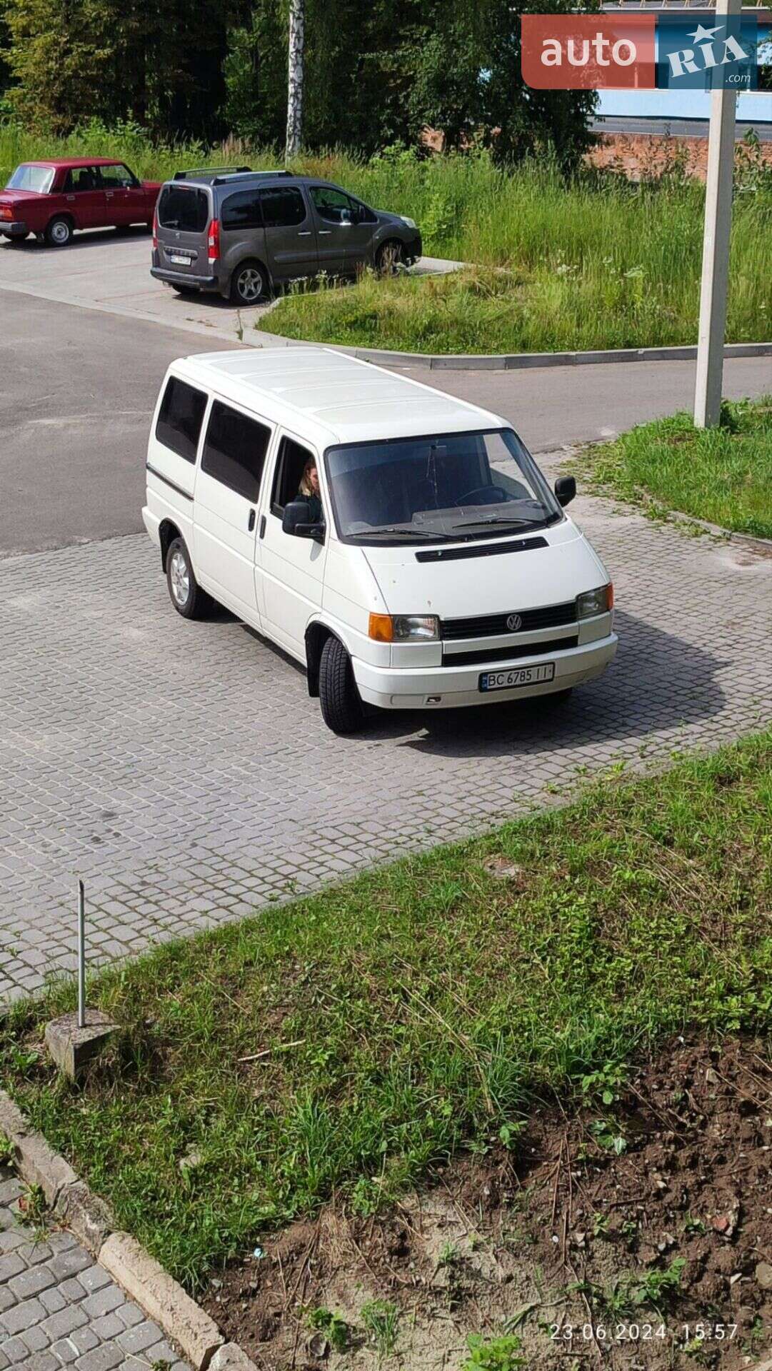 Volkswagen Caravelle 1991 VIN WV2ZZZ70ZMH101063 фото оголошення 7 з 8