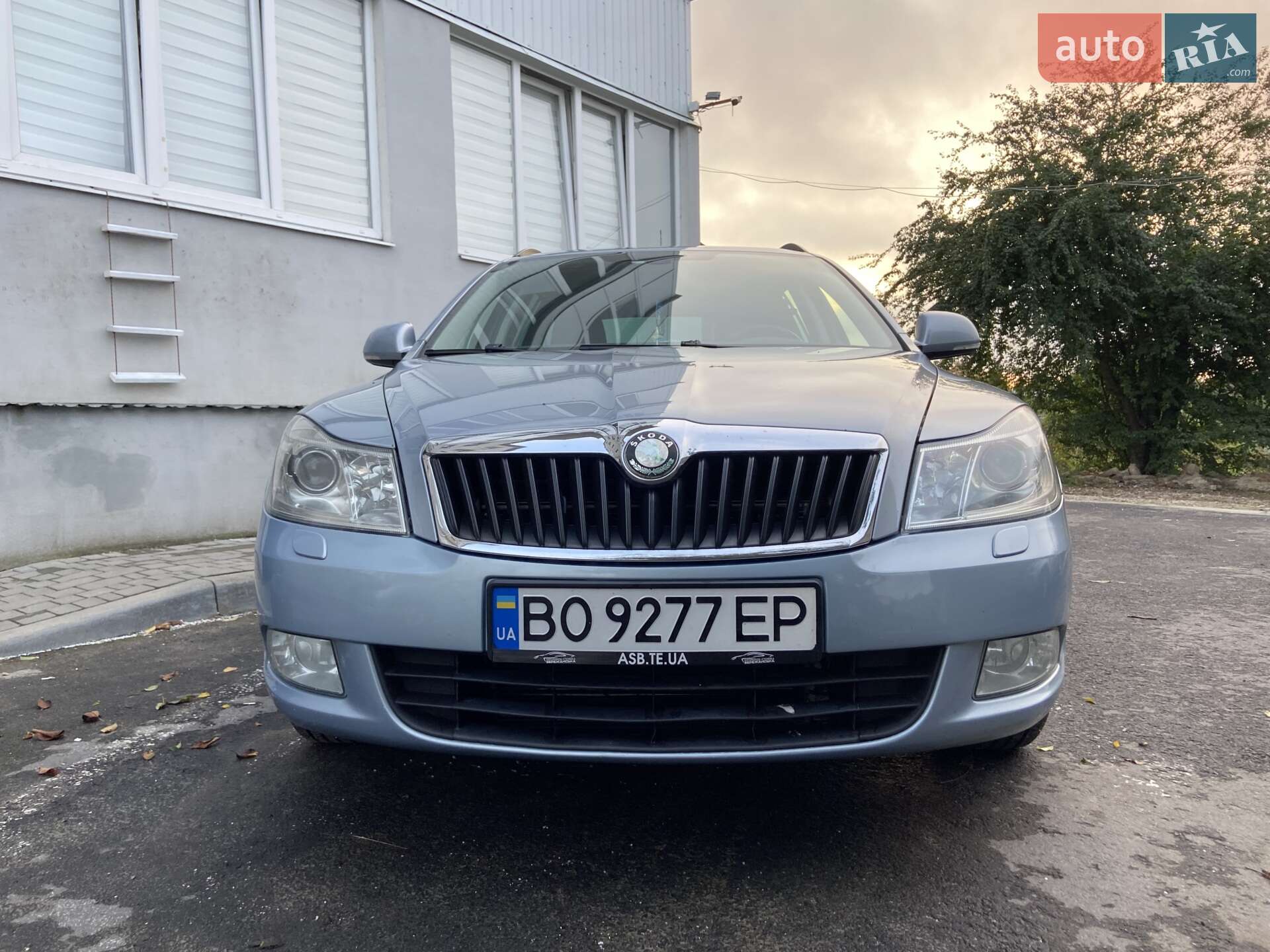 Skoda Octavia 2010 VIN TMBKT61Z5A2109074 фото оголошення 2 з 29