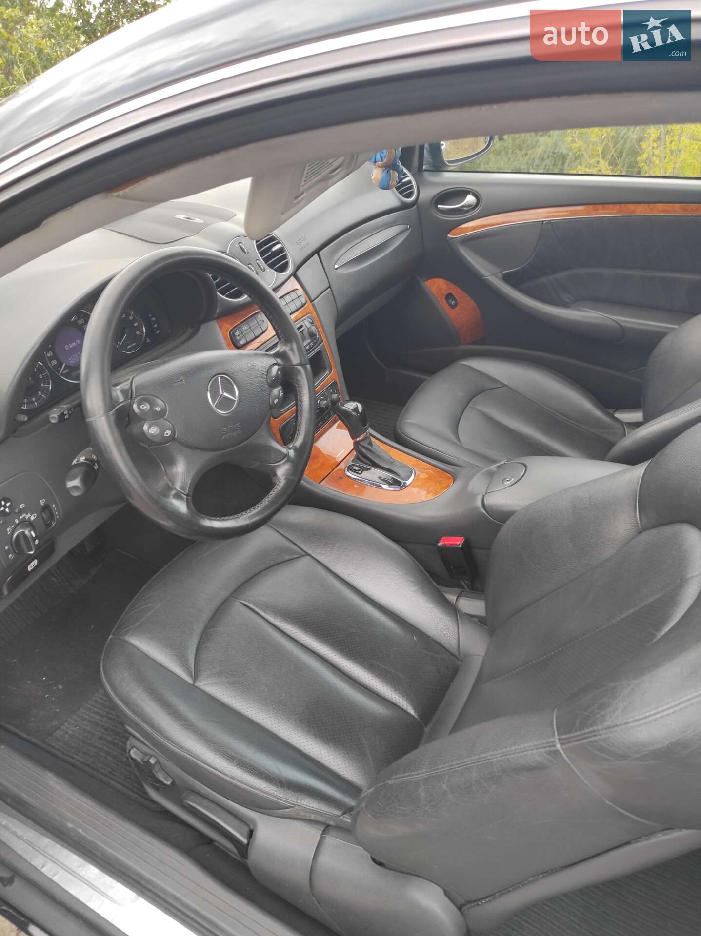 Mercedes-Benz CLK-Class 2003 VIN WDB2093421F089957 фото оголошення 7 з 31