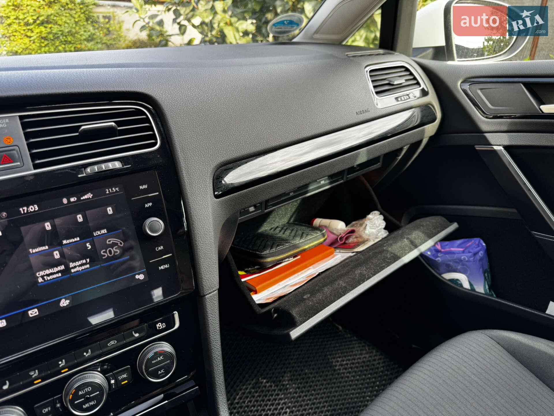Volkswagen Golf 2017 VIN WVWZZZAUZJP561011 фото оголошення 19 з 26