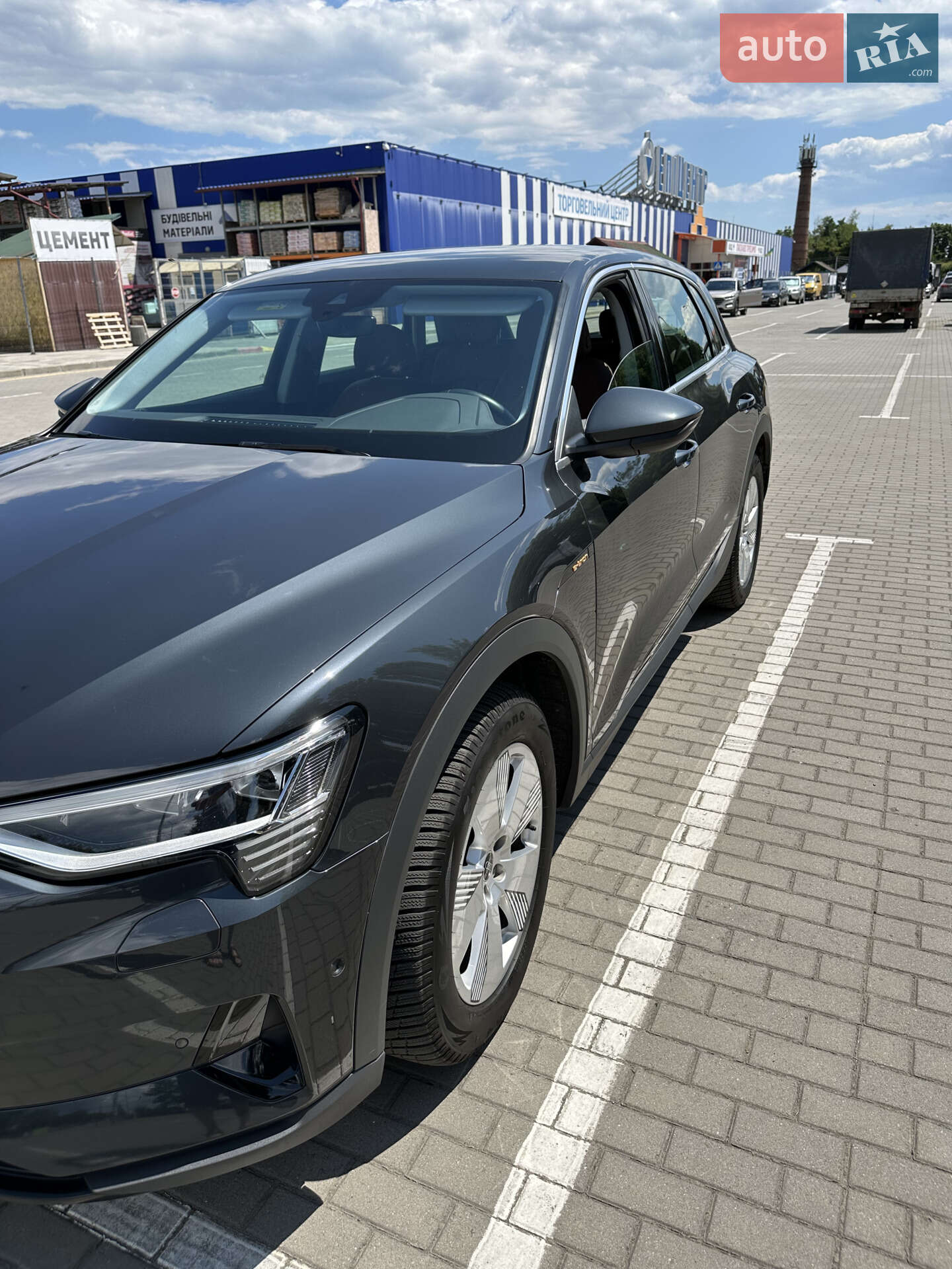 Audi e-tron 2021 VIN WAUZZZGE3MB035738 фото оголошення 9 з 33