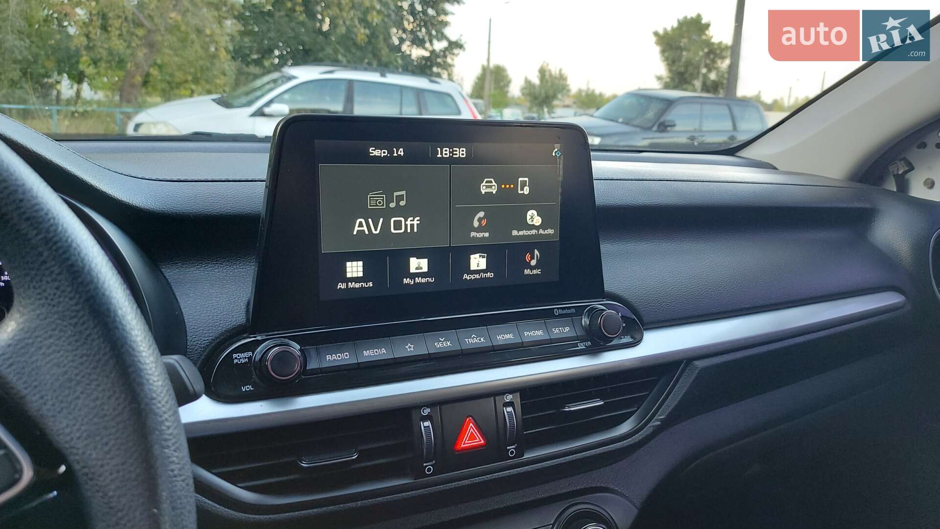 Kia Forte 2020 VIN 3KPF24AD2LE241454 фото оголошення 7 з 21