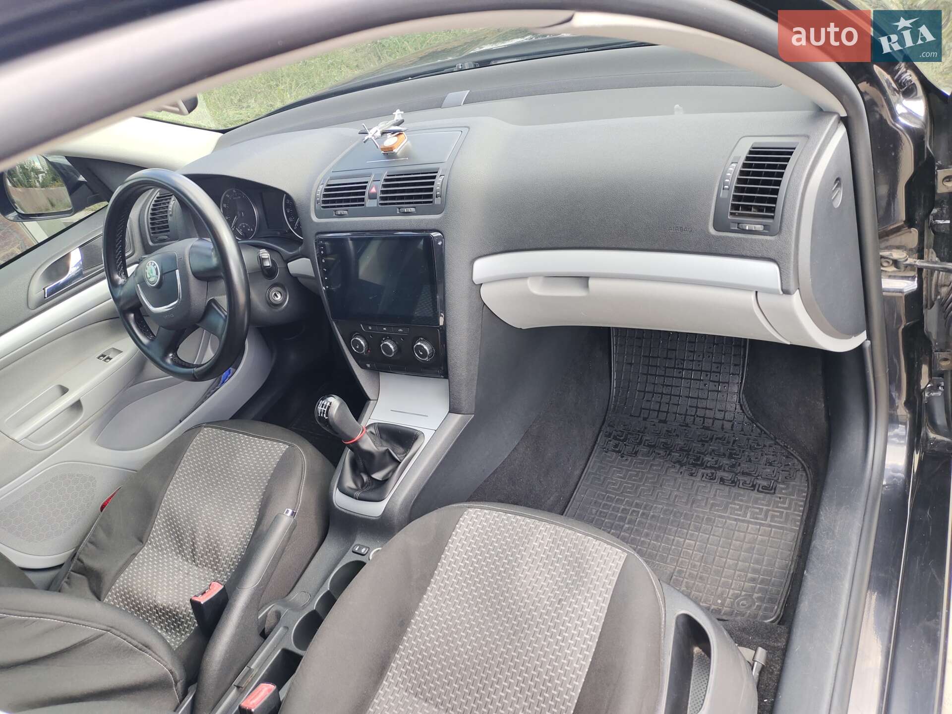 Skoda Octavia 2009 VIN TMBHK61Z0A2040310 фото оголошення 14 з 15