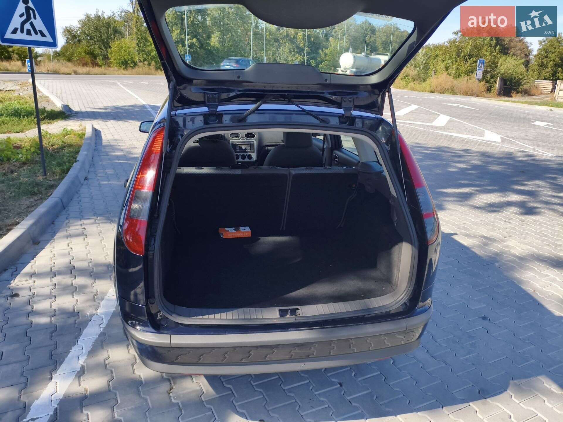 Ford Focus 2006 VIN WF0WXXGCDW6Y28285 фото оголошення 6 з 15