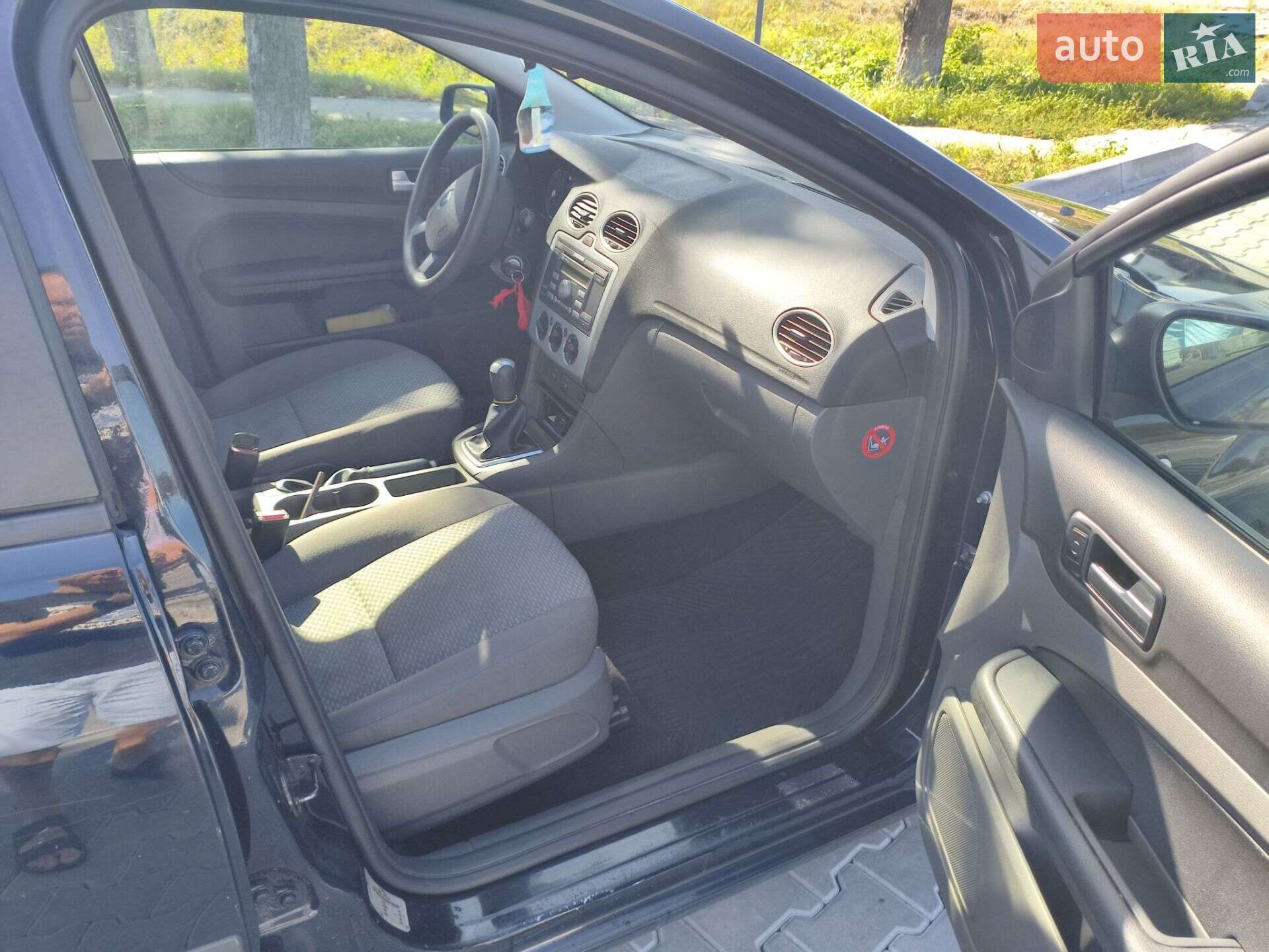 Ford Focus 2006 VIN WF0WXXGCDW6Y28285 фото оголошення 13 з 15