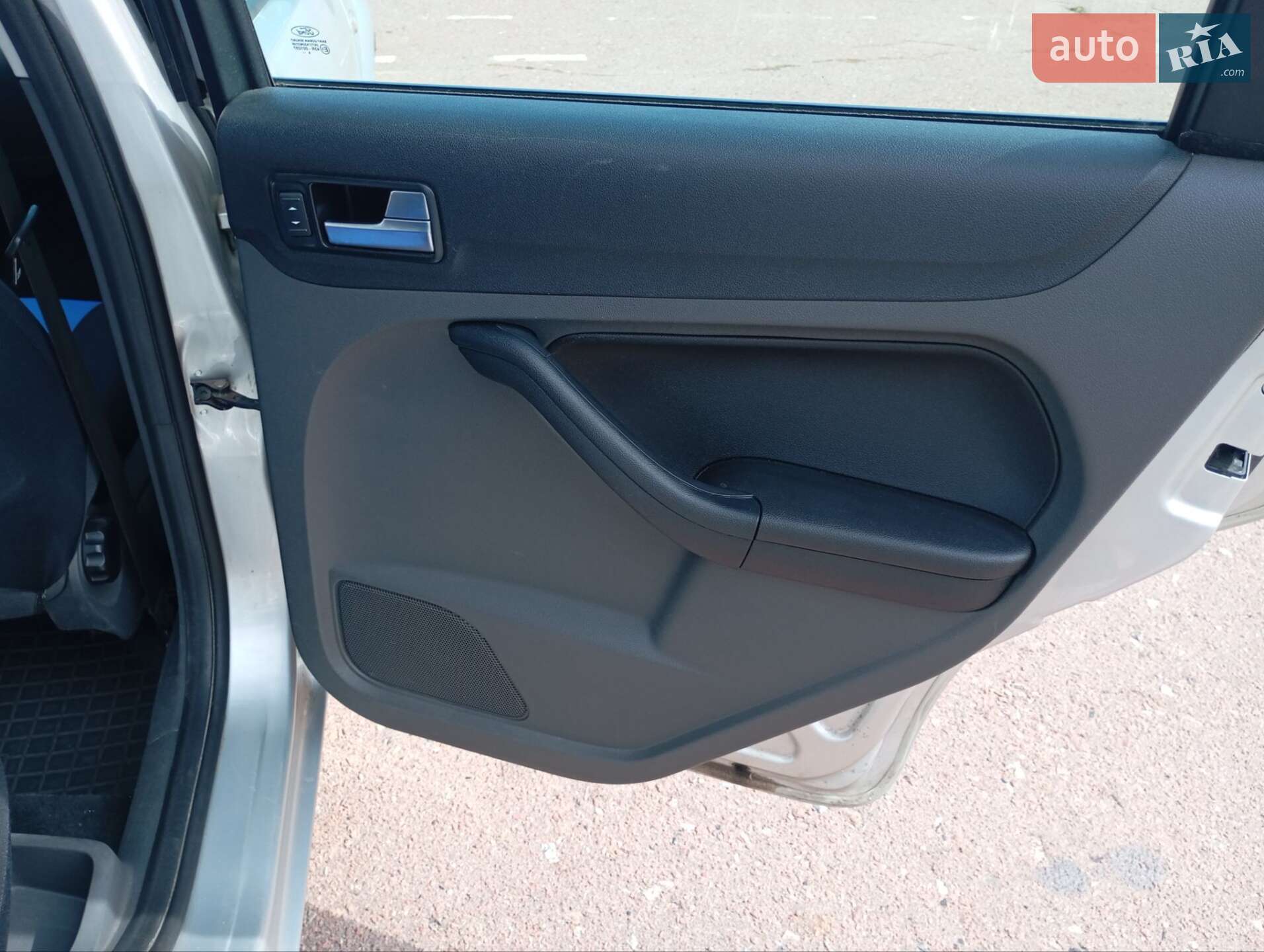 Ford Focus 2006 VIN WF0WXXGCDW6G03061 фото оголошення 13 з 22