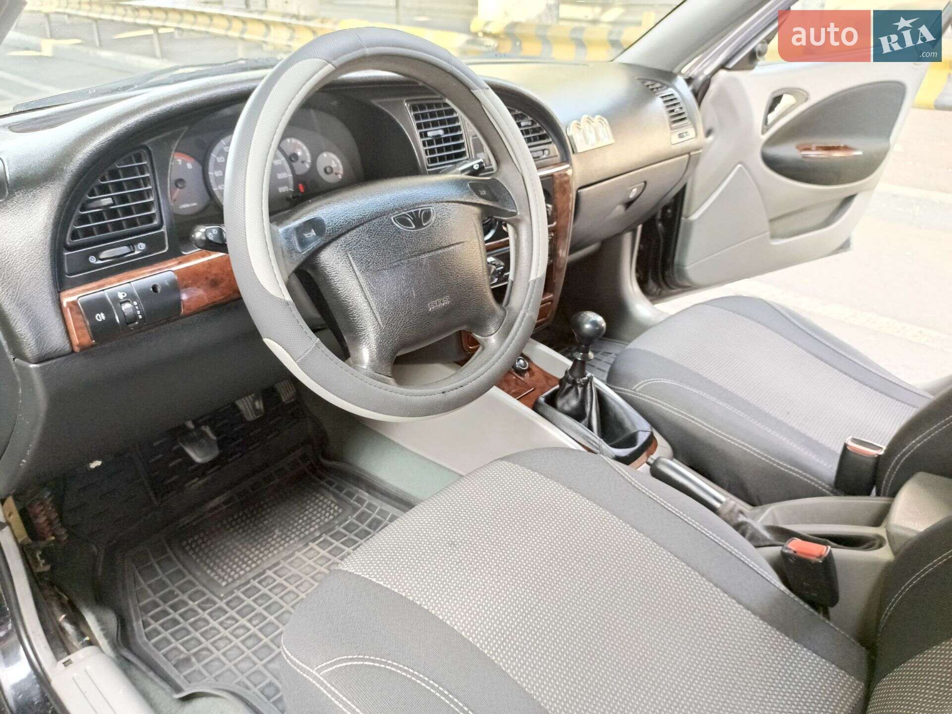 Daewoo Nubira 2001 VIN Y6DJF69ZE10000978 фото оголошення 20 з 48