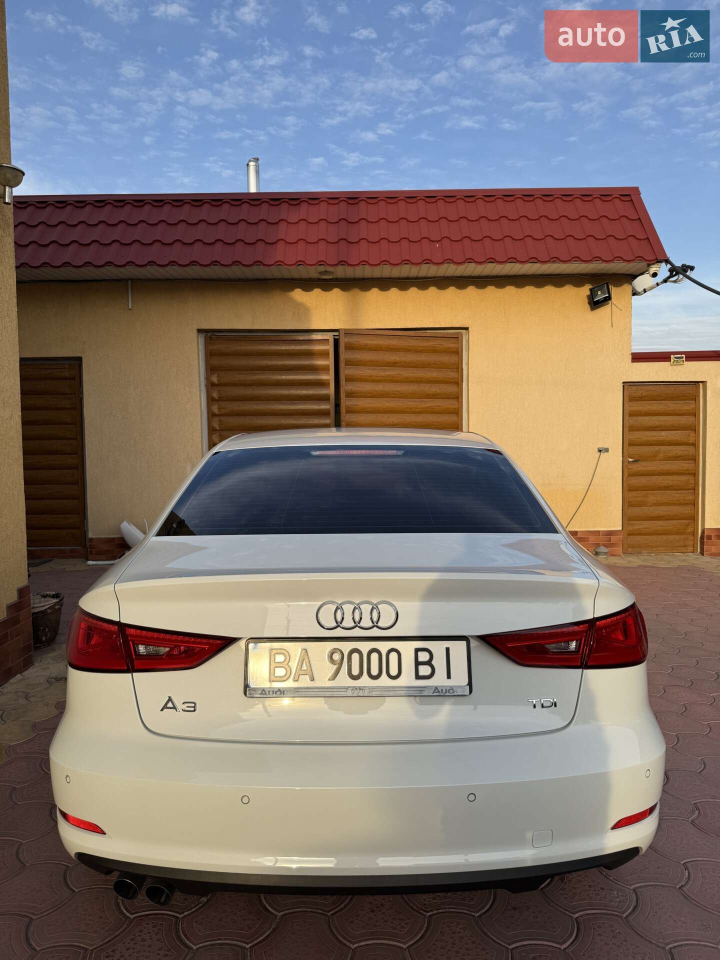 Audi A3 2016 VIN WAUZZZ8V6H1005126 фото оголошення 10 з 32