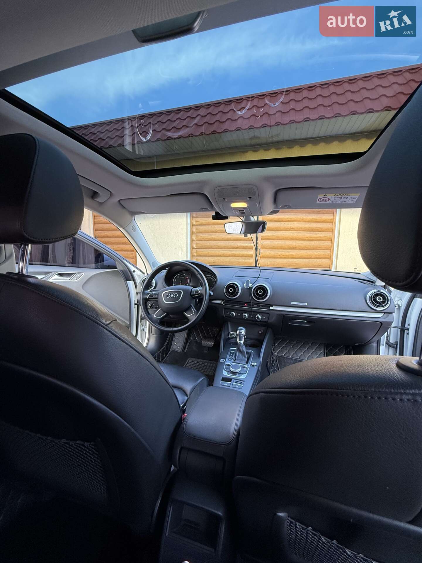 Audi A3 2016 VIN WAUZZZ8V6H1005126 фото оголошення 22 з 32