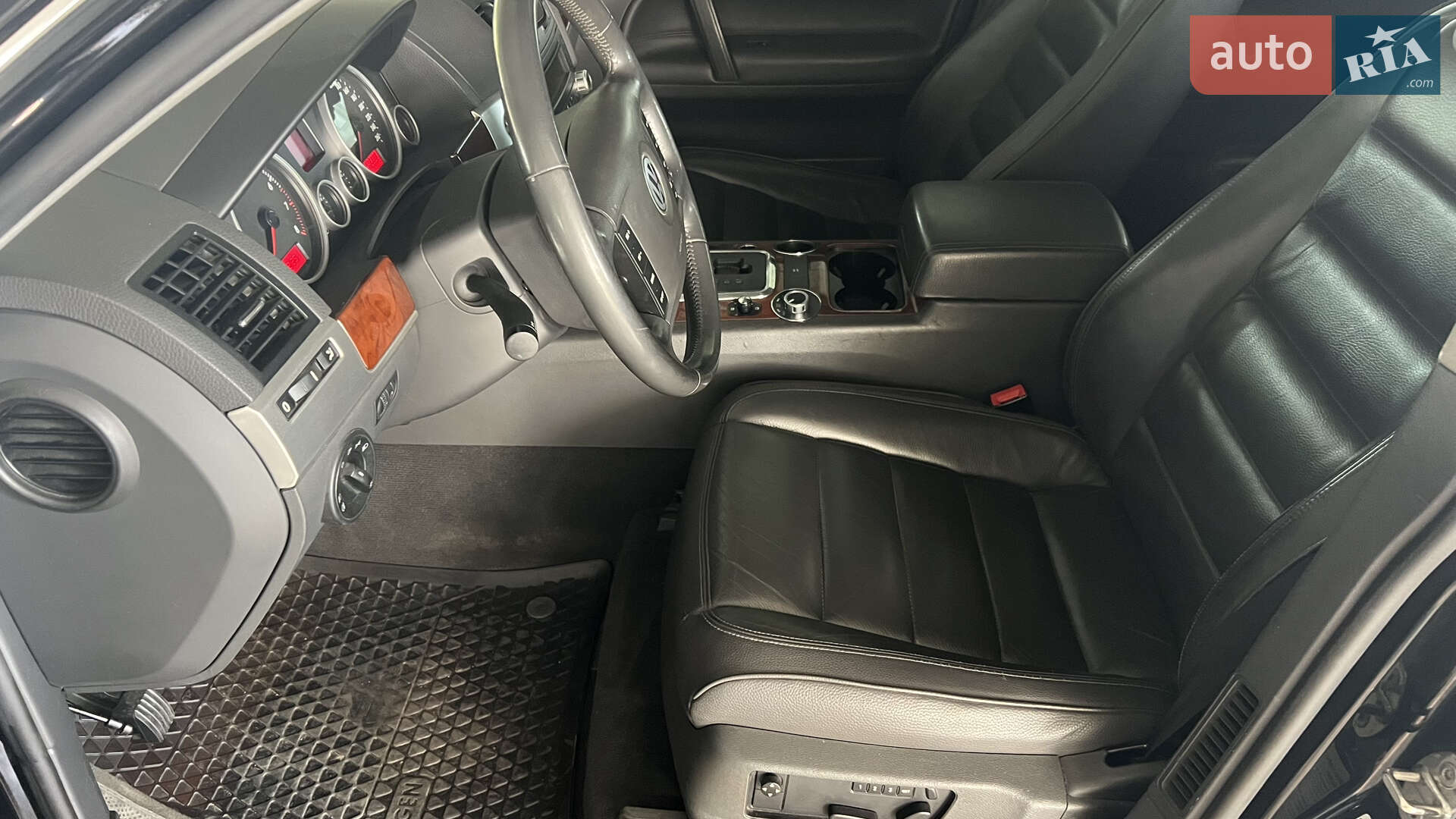 Volkswagen Touareg 2007 VIN WVGZZZ7LZ7D051600 фото оголошення 7 з 12