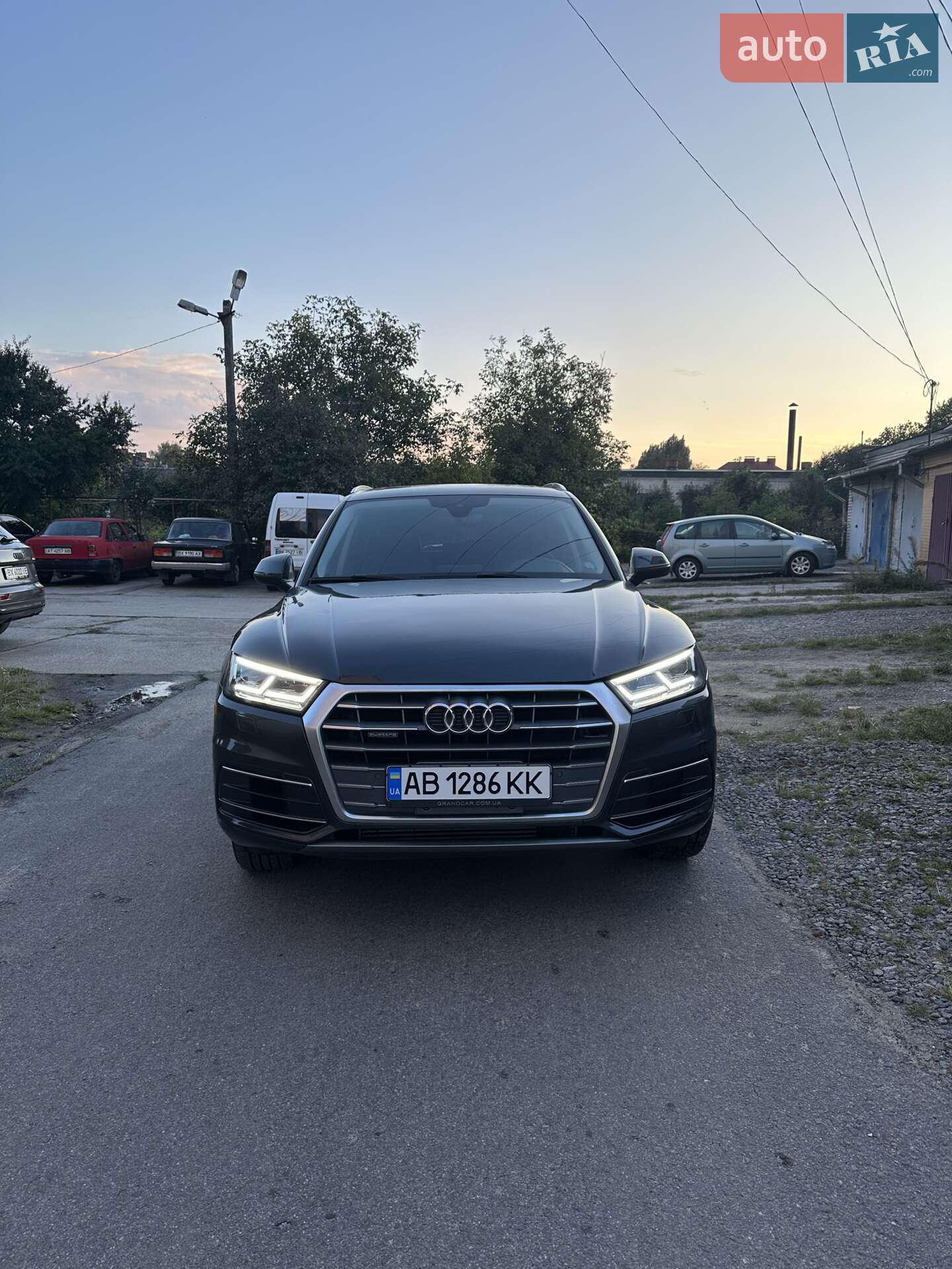 Audi Q5 2018 VIN WA1BNAFY3J2206474 фото оголошення 27 з 29