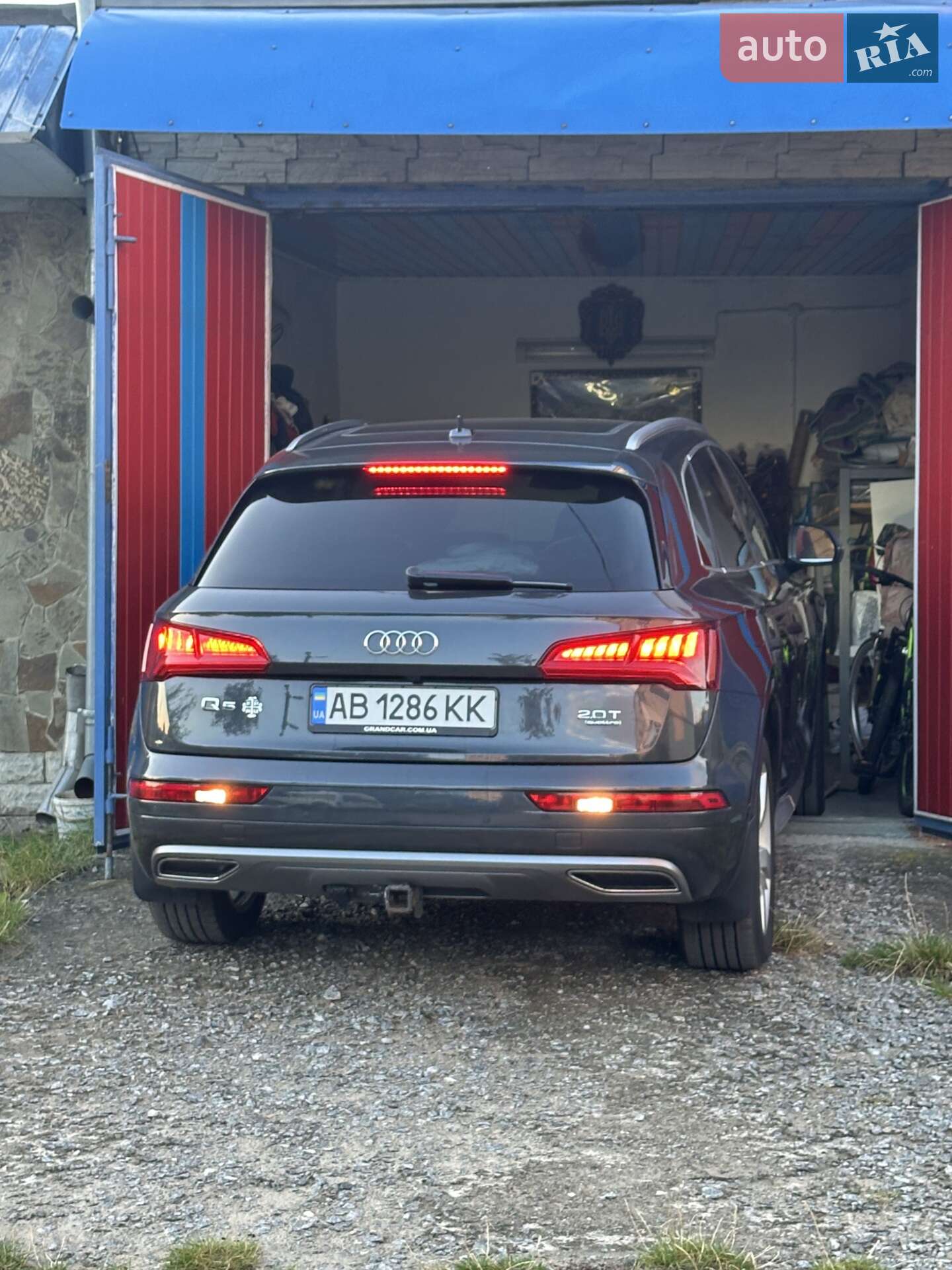 Audi Q5 2018 VIN WA1BNAFY3J2206474 фото оголошення 4 з 29