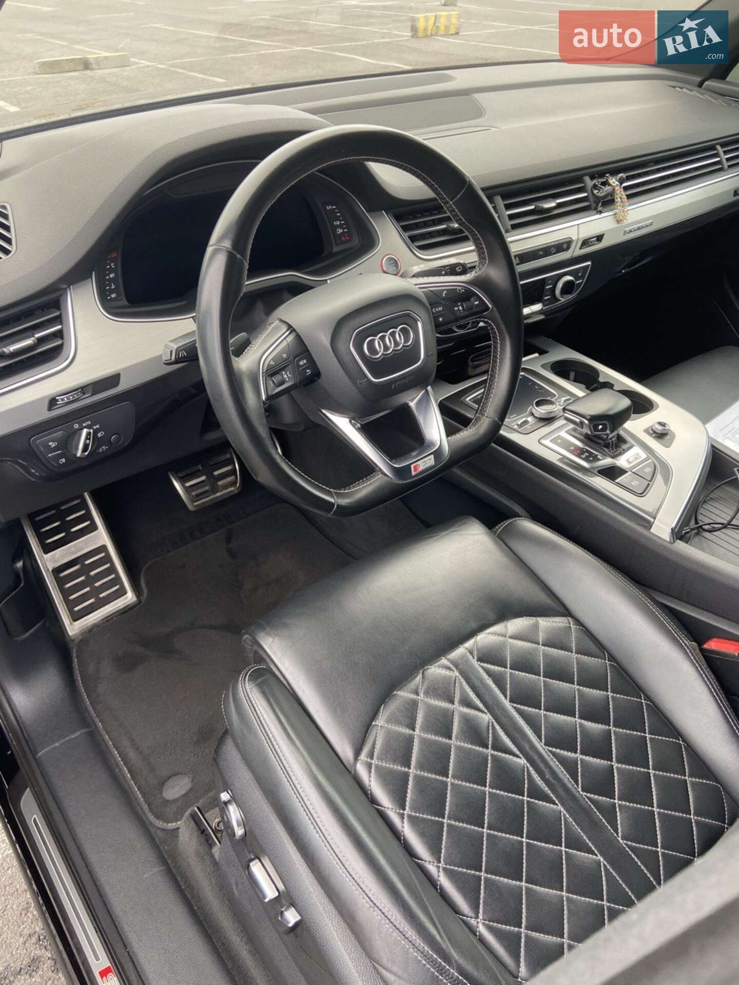 Audi SQ7 2016 VIN WAUZZZ4M0HD018708 фото оголошення 9 з 18