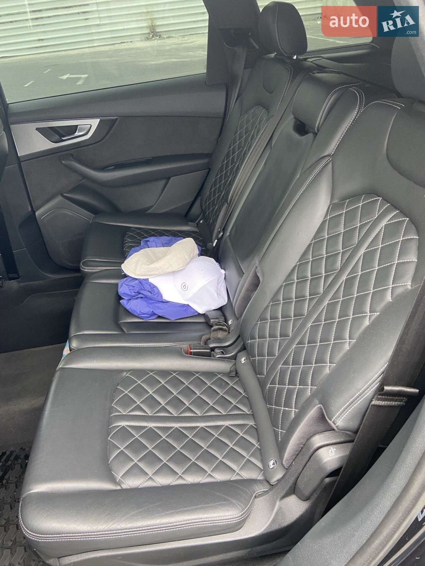 Audi SQ7 2016 VIN WAUZZZ4M0HD018708 фото оголошення 14 з 18