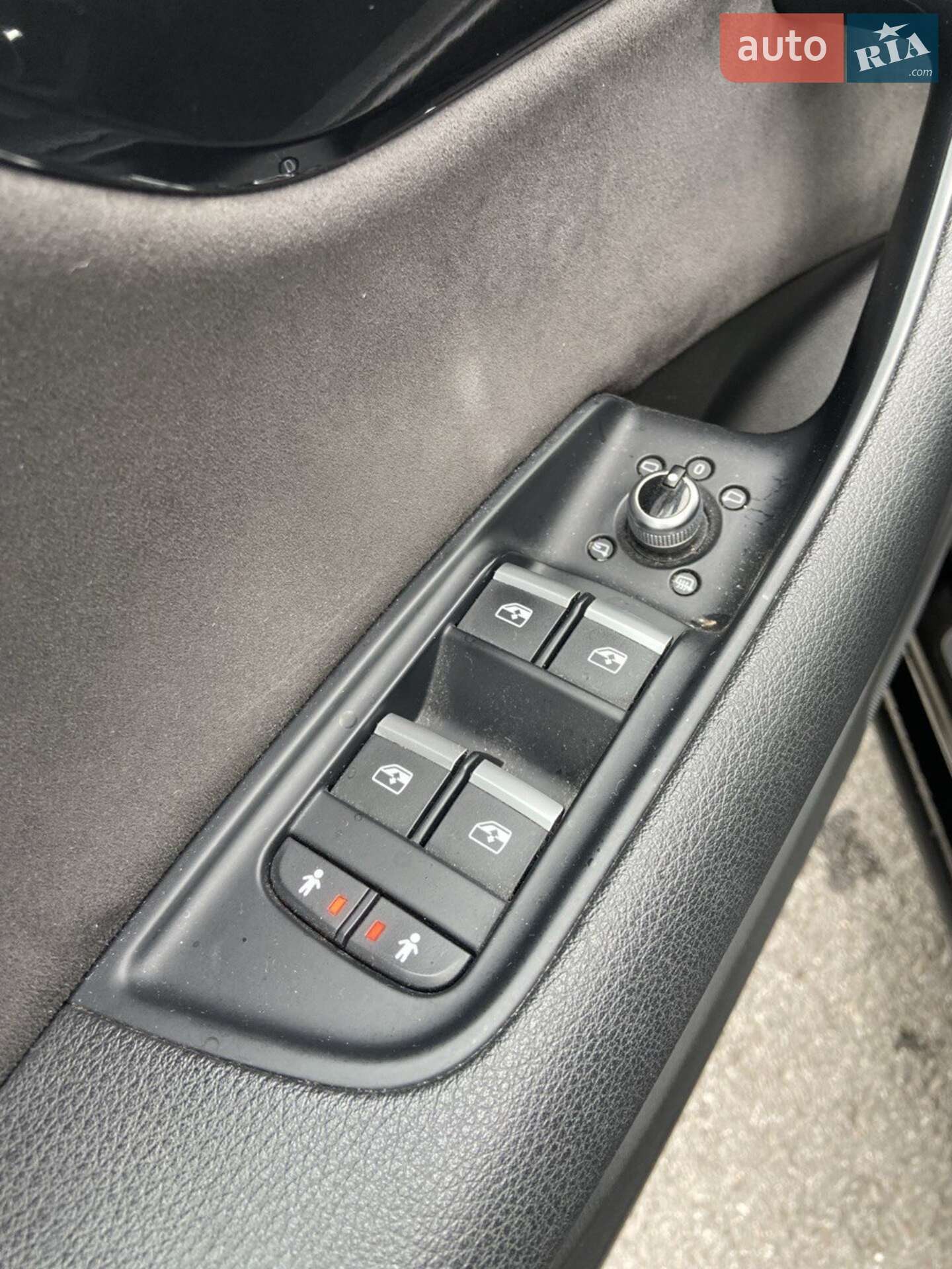Audi SQ7 2016 VIN WAUZZZ4M0HD018708 фото оголошення 15 з 18