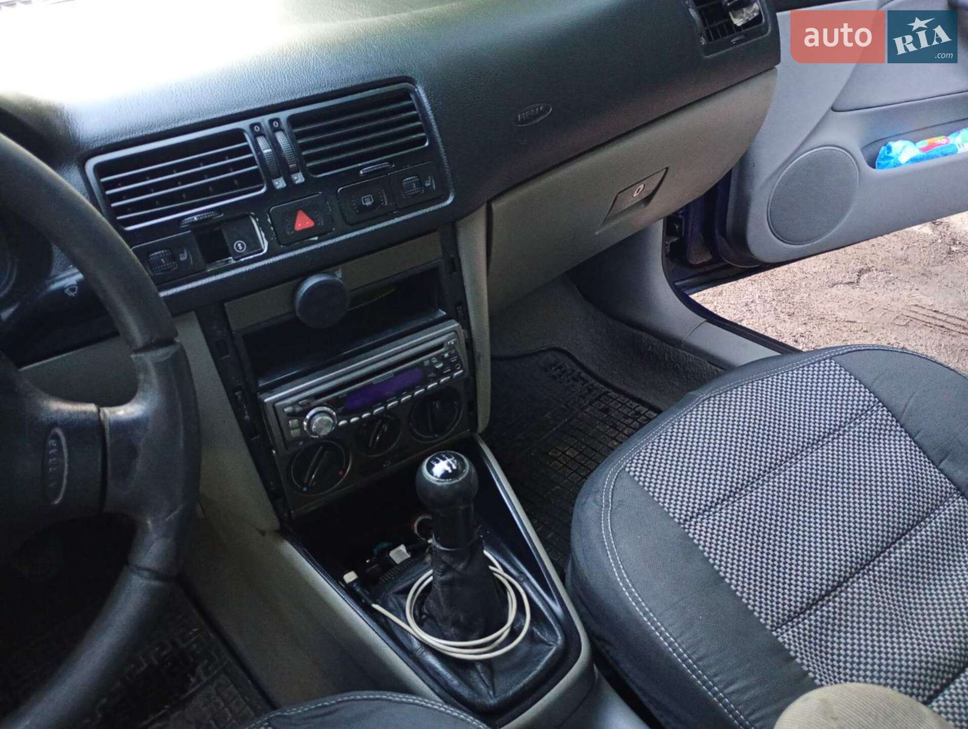 Volkswagen Bora 1999 VIN WVWZZZ1JZYW320174 фото оголошення 10 з 14