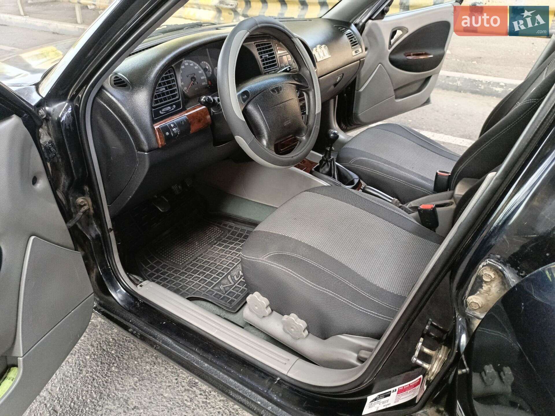 Daewoo Nubira 2001 VIN Y6DJF69ZE10000978 фото оголошення 40 з 48