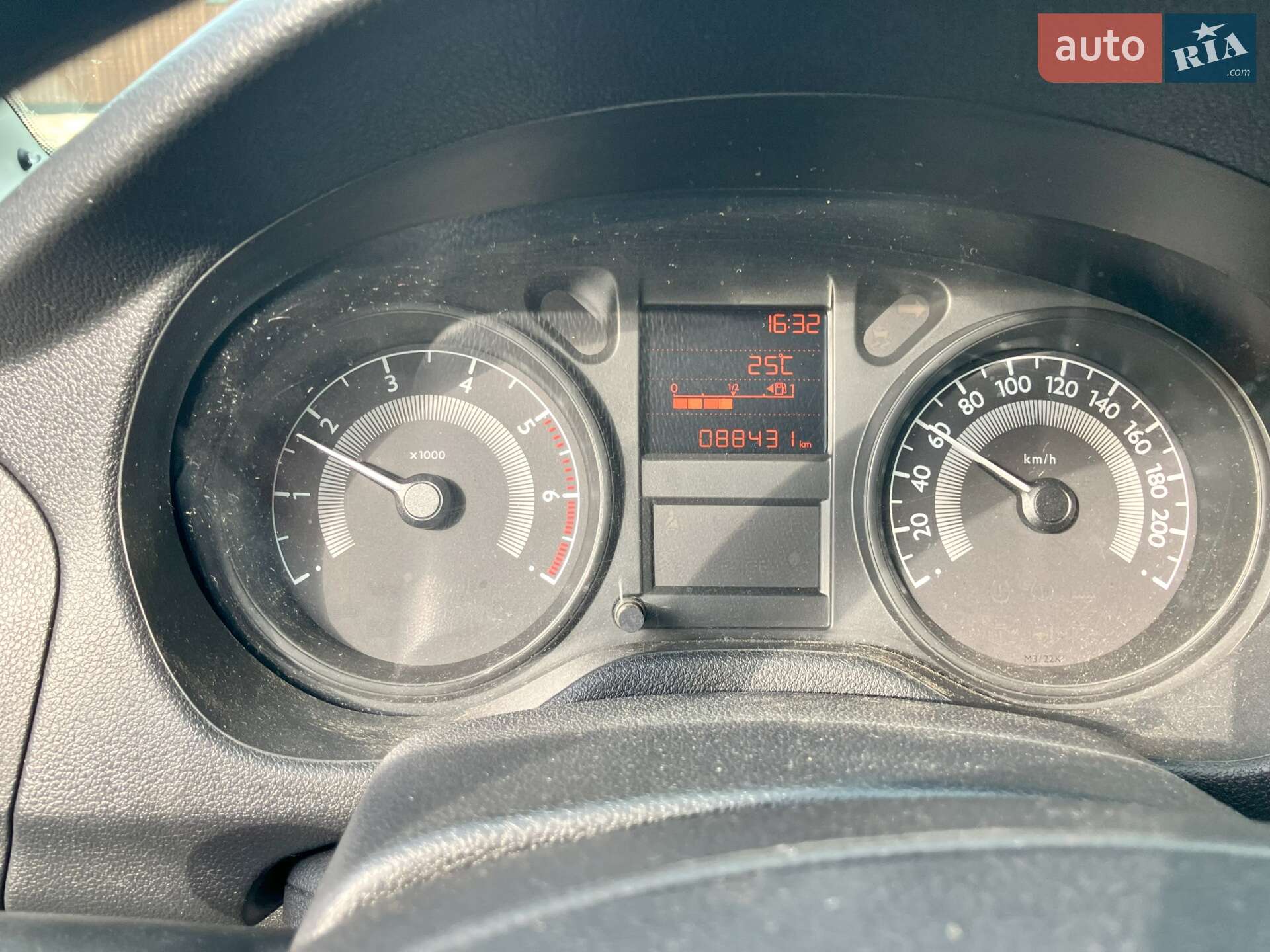 Peugeot 301 2016 VIN VF3DDHMY0GJ804208 фото оголошення 16 з 16