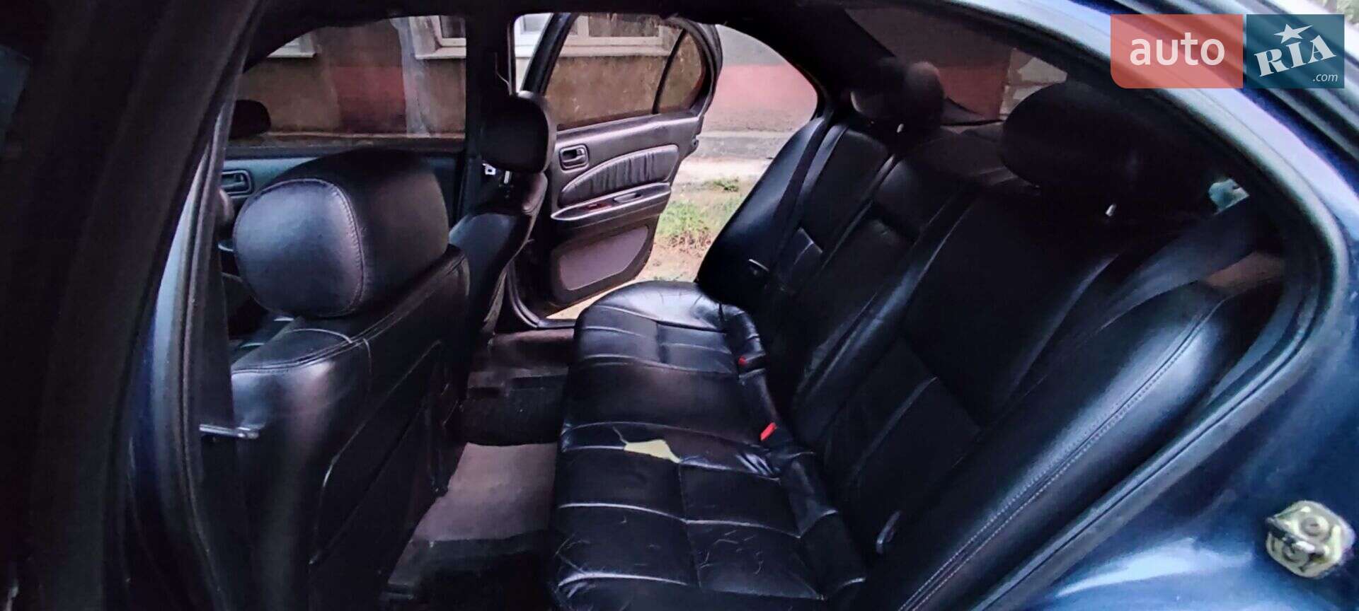 Nissan Maxima 1996 VIN JN1CAUA32U0017757 фото оголошення 4 з 8