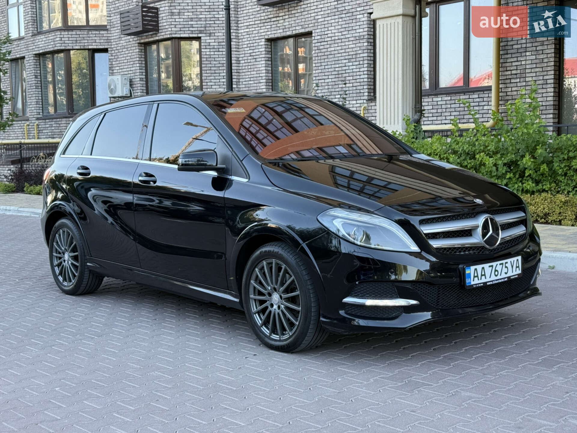 Mercedes-Benz B-Class 2015 VIN WDD2428901J004865 фото оголошення 9 з 19