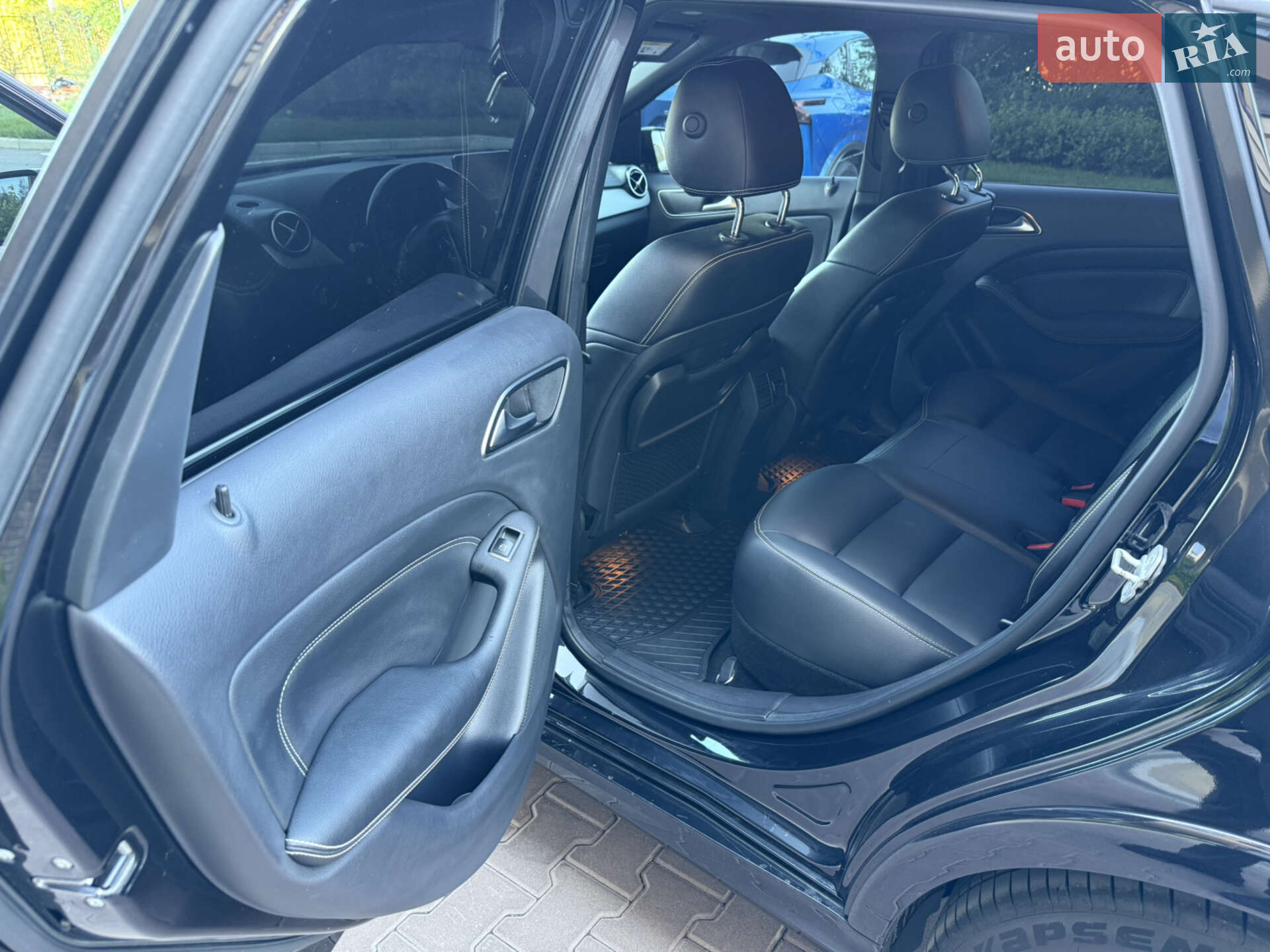 Mercedes-Benz B-Class 2015 VIN WDD2428901J004865 фото оголошення 15 з 19