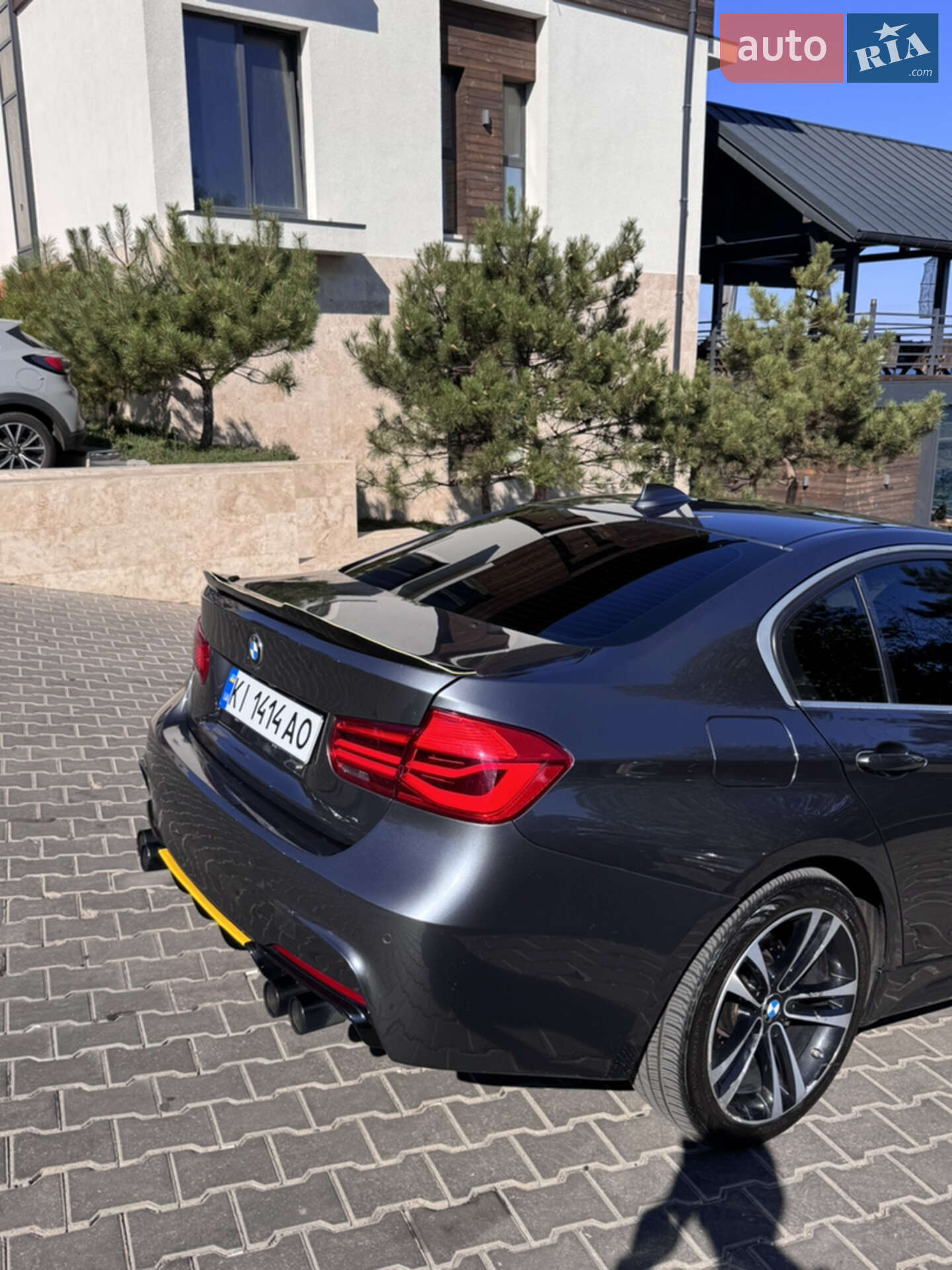 BMW 3 Series 2017 VIN WBA8D9G56JNU71634 фото оголошення 7 з 16