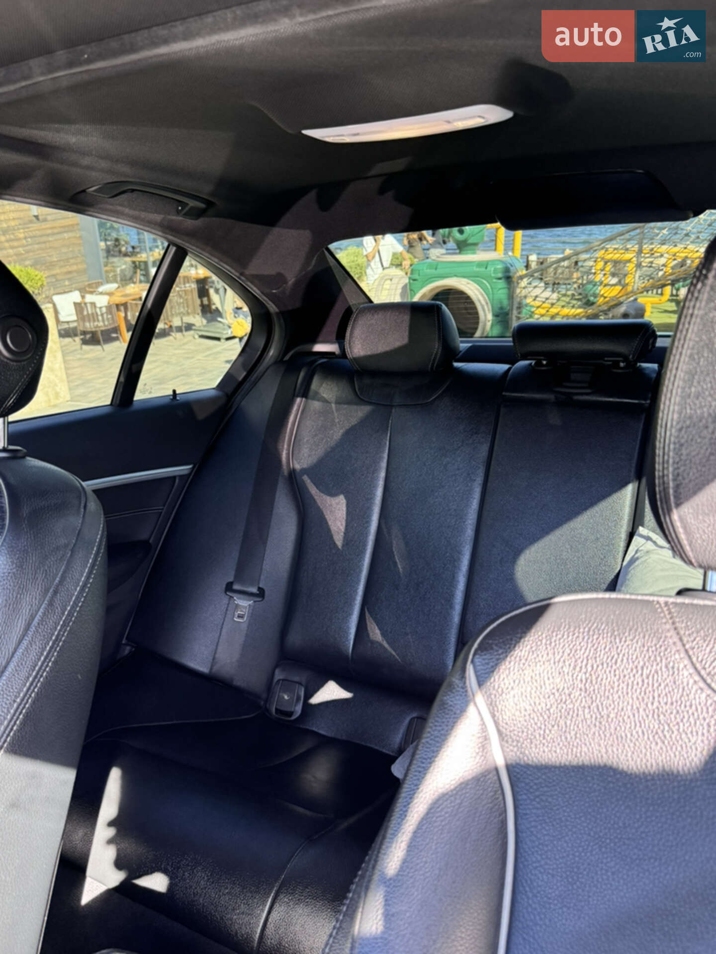 BMW 3 Series 2017 VIN WBA8D9G56JNU71634 фото оголошення 15 з 16