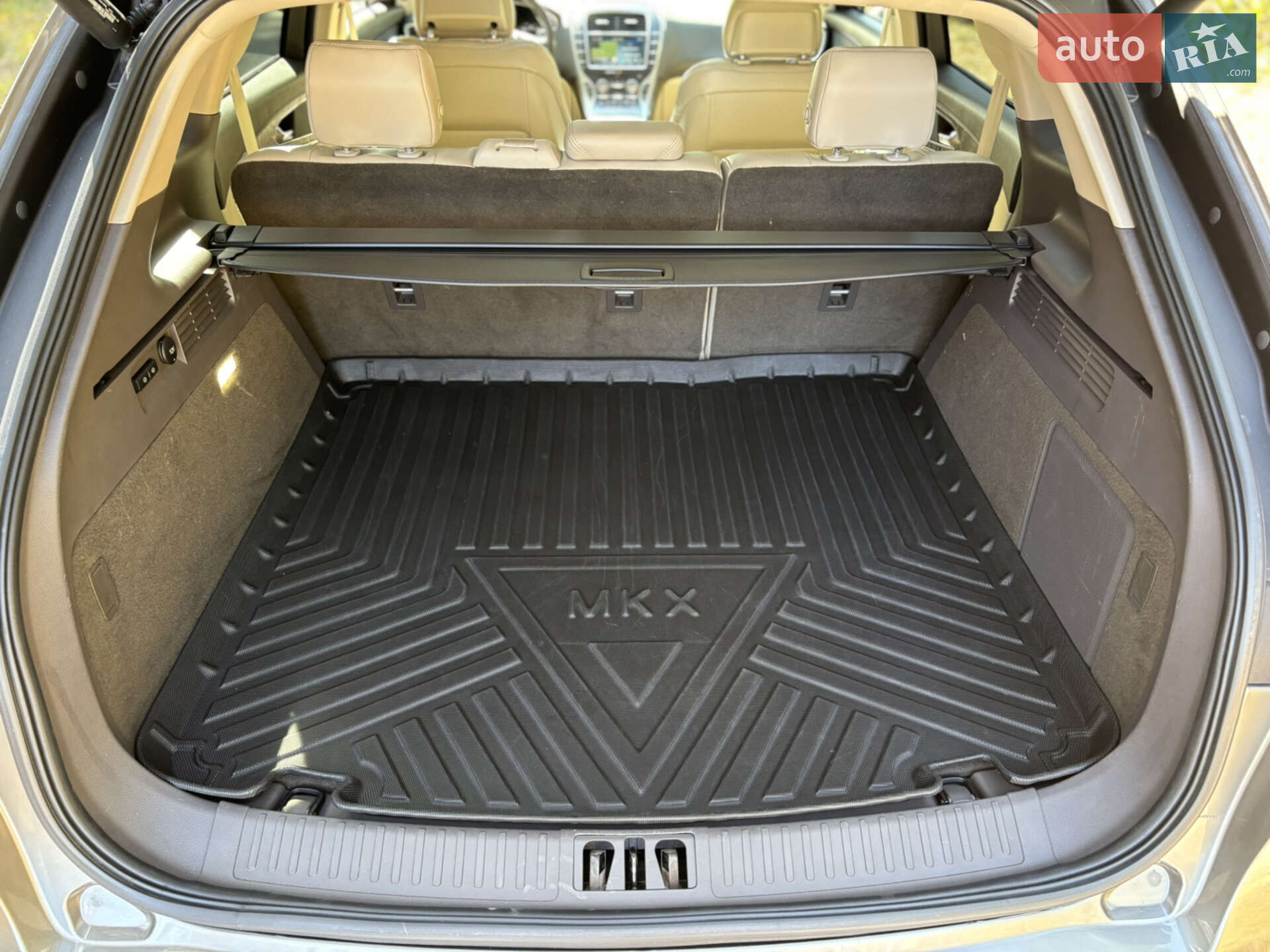 Lincoln MKX 2016 VIN 2LMTJ6LP9GBL84424 фото оголошення 21 з 25