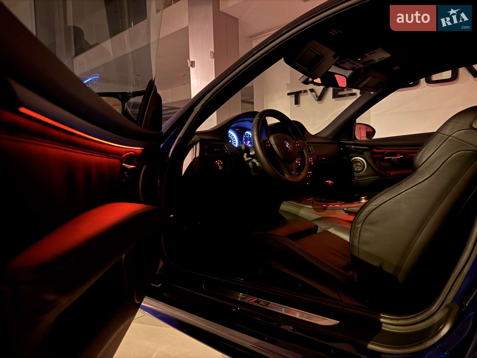 BMW M3 2010 VIN WBSKG9C51BE369111 фото оголошення 10 з 153