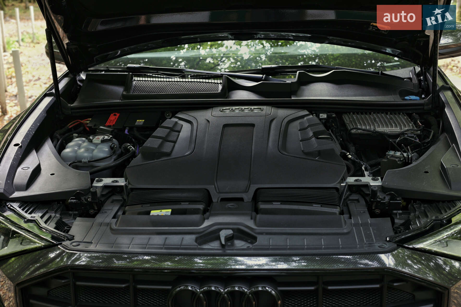 Audi Q8 2020 VIN WAUZZZF12MD012888 фото оголошення 29 з 29