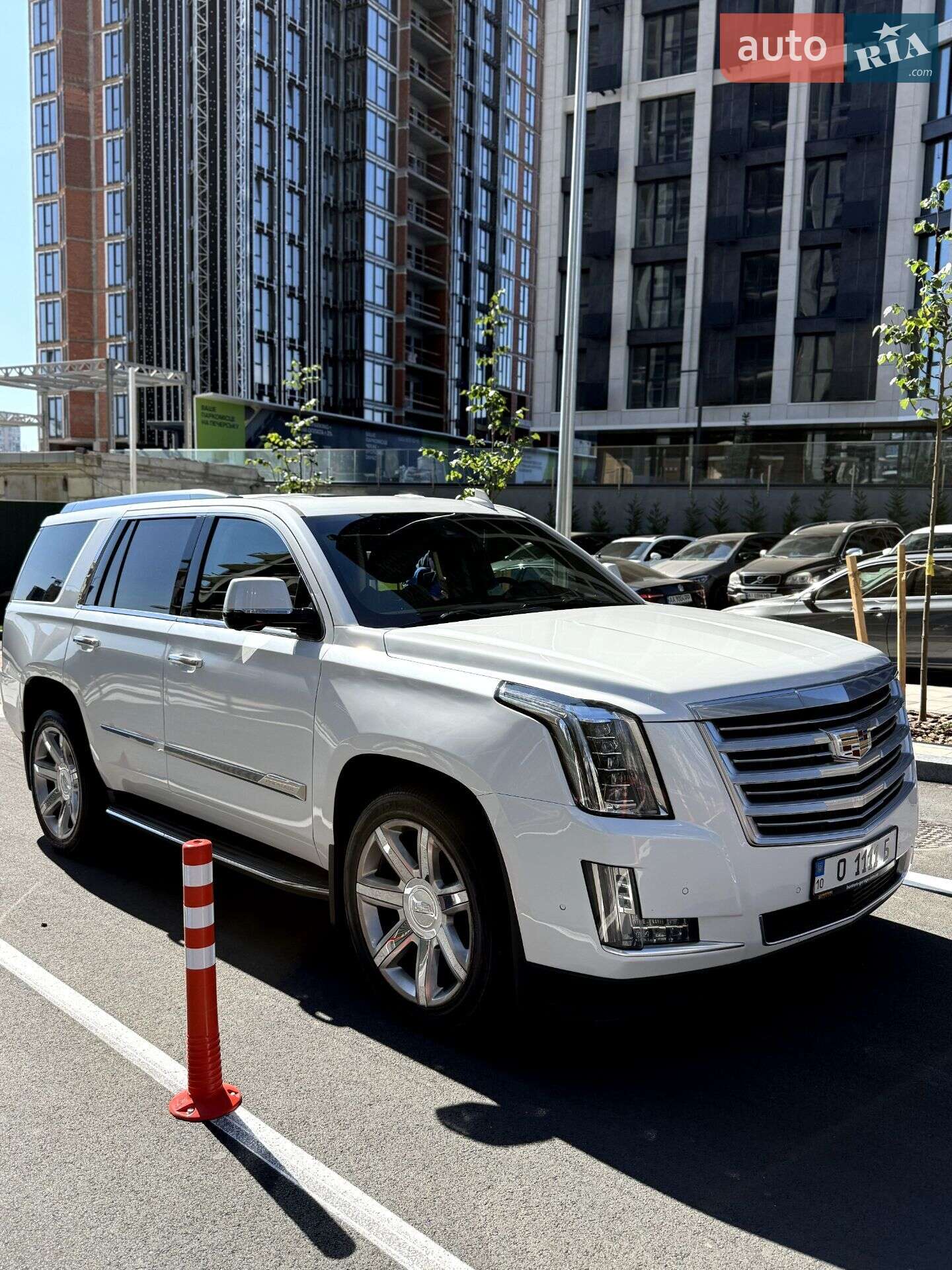 Cadillac Escalade 2017 VIN 1GYS3BKJXJR106805 фото оголошення 9 з 19