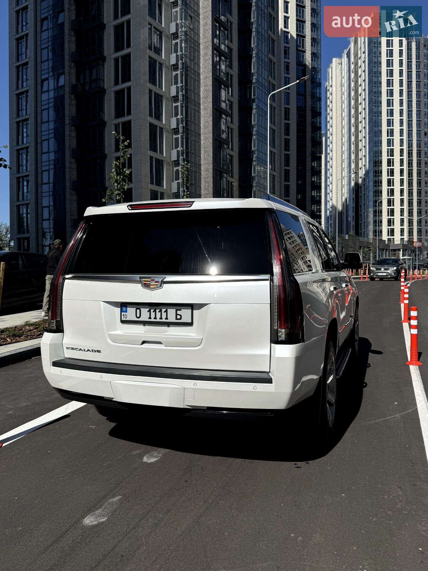 Cadillac Escalade 2017 VIN 1GYS3BKJXJR106805 фото оголошення 10 з 19
