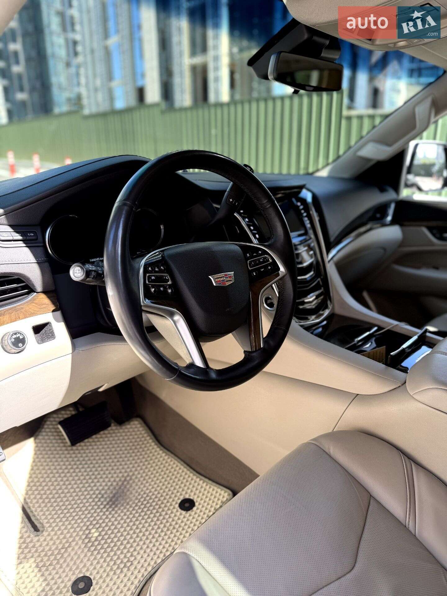 Cadillac Escalade 2017 VIN 1GYS3BKJXJR106805 фото оголошення 18 з 19