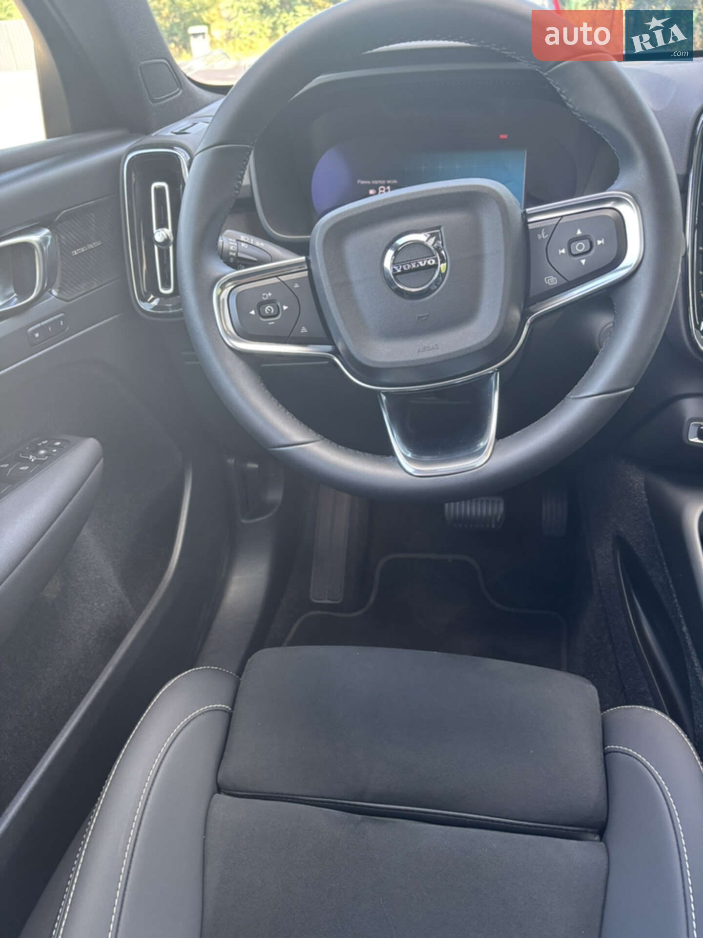 Volvo C40 Recharge 2022 VIN YV4ED3GM7P2045176 фото оголошення 7 з 29