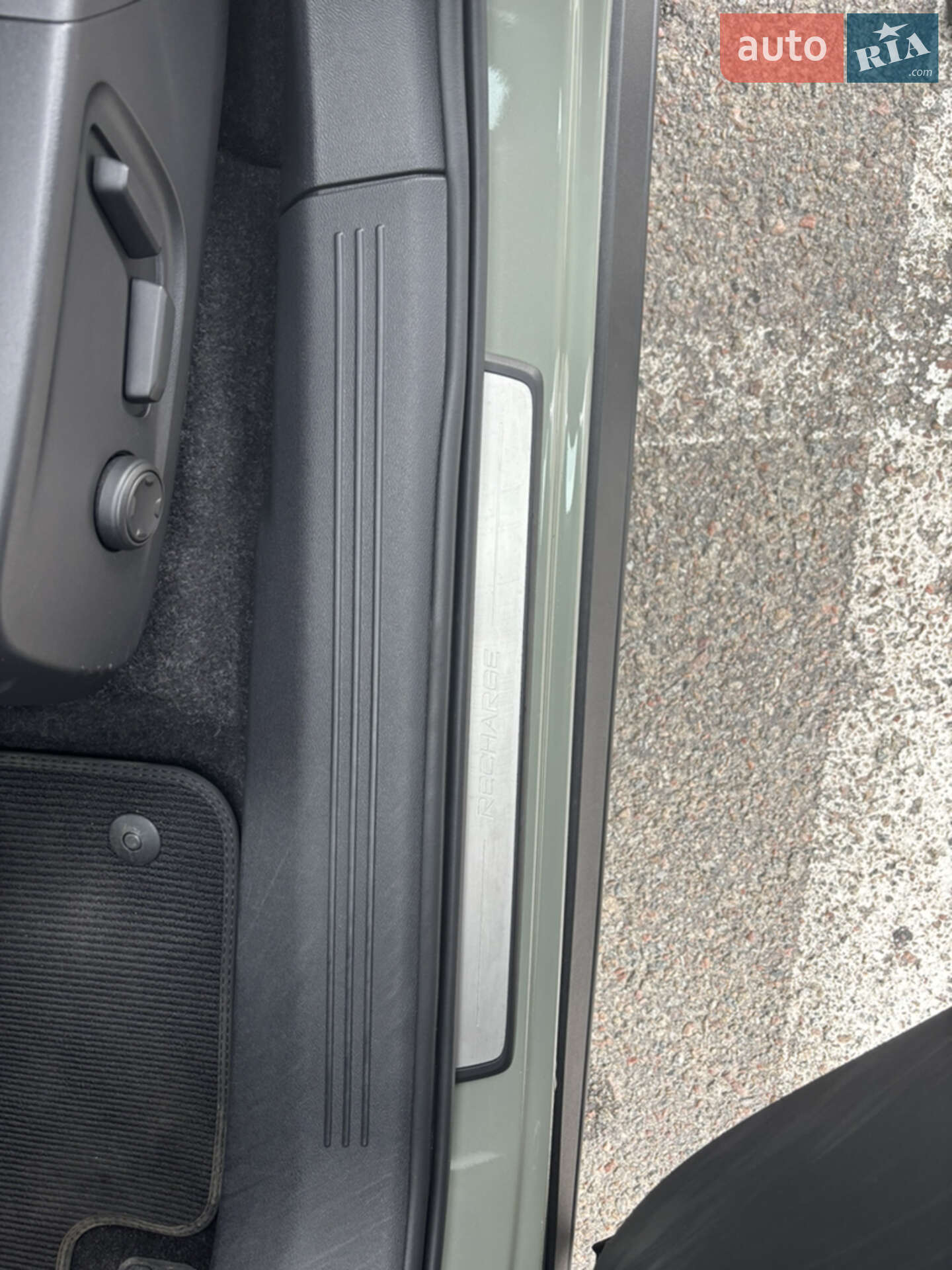 Volvo C40 Recharge 2022 VIN YV4ED3GM7P2045176 фото оголошення 28 з 29