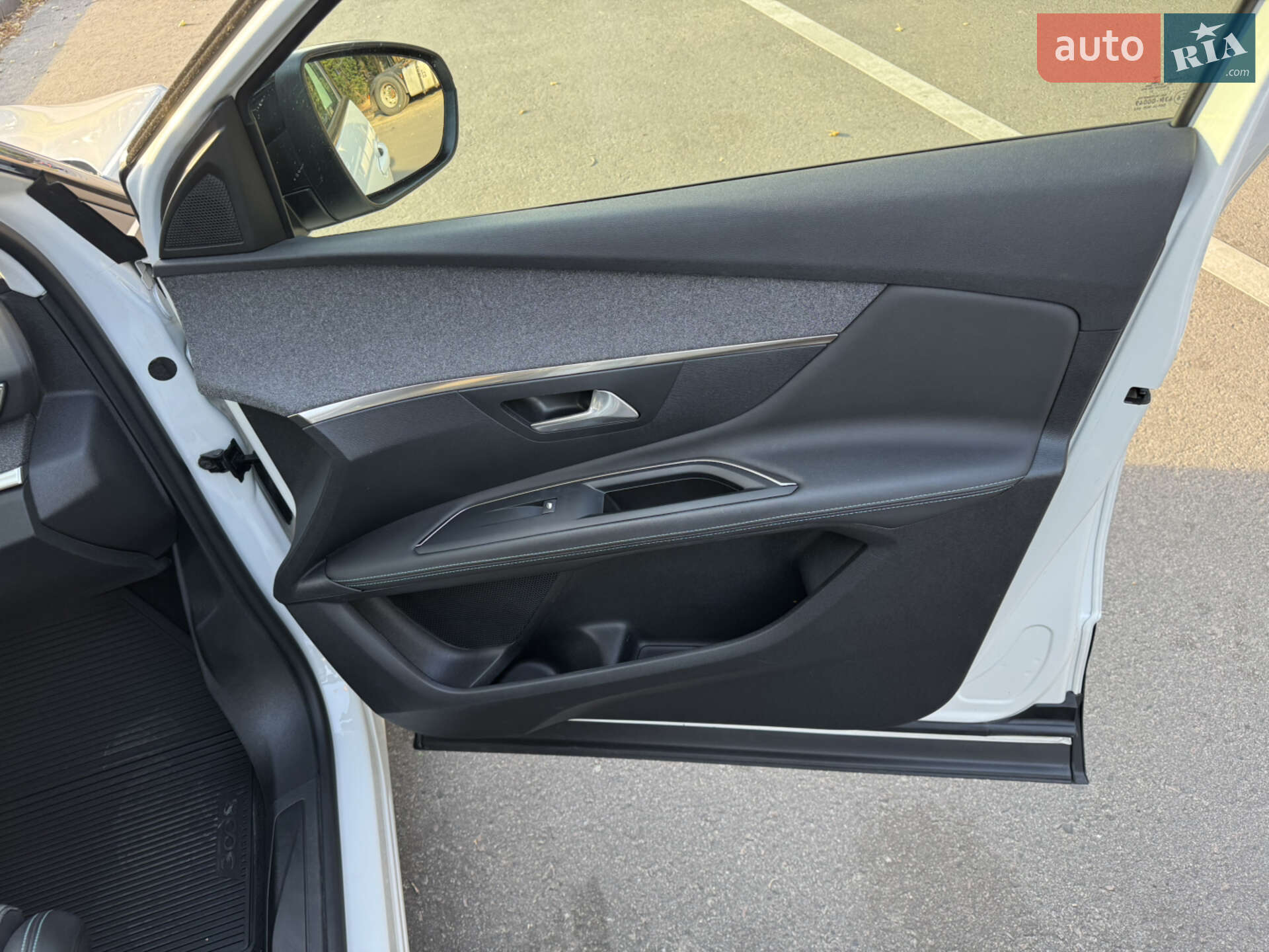 Peugeot 3008 2021 VIN VF3MJAHXNMS036779 фото оголошення 23 з 28