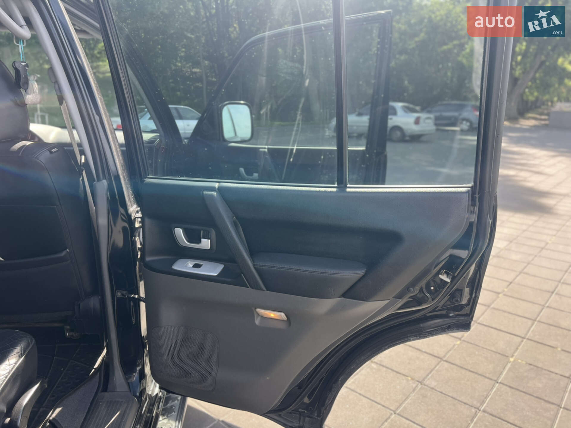 Mitsubishi Pajero Wagon 2006 VIN JMBLYV78W7J000304 фото оголошення 5 з 12