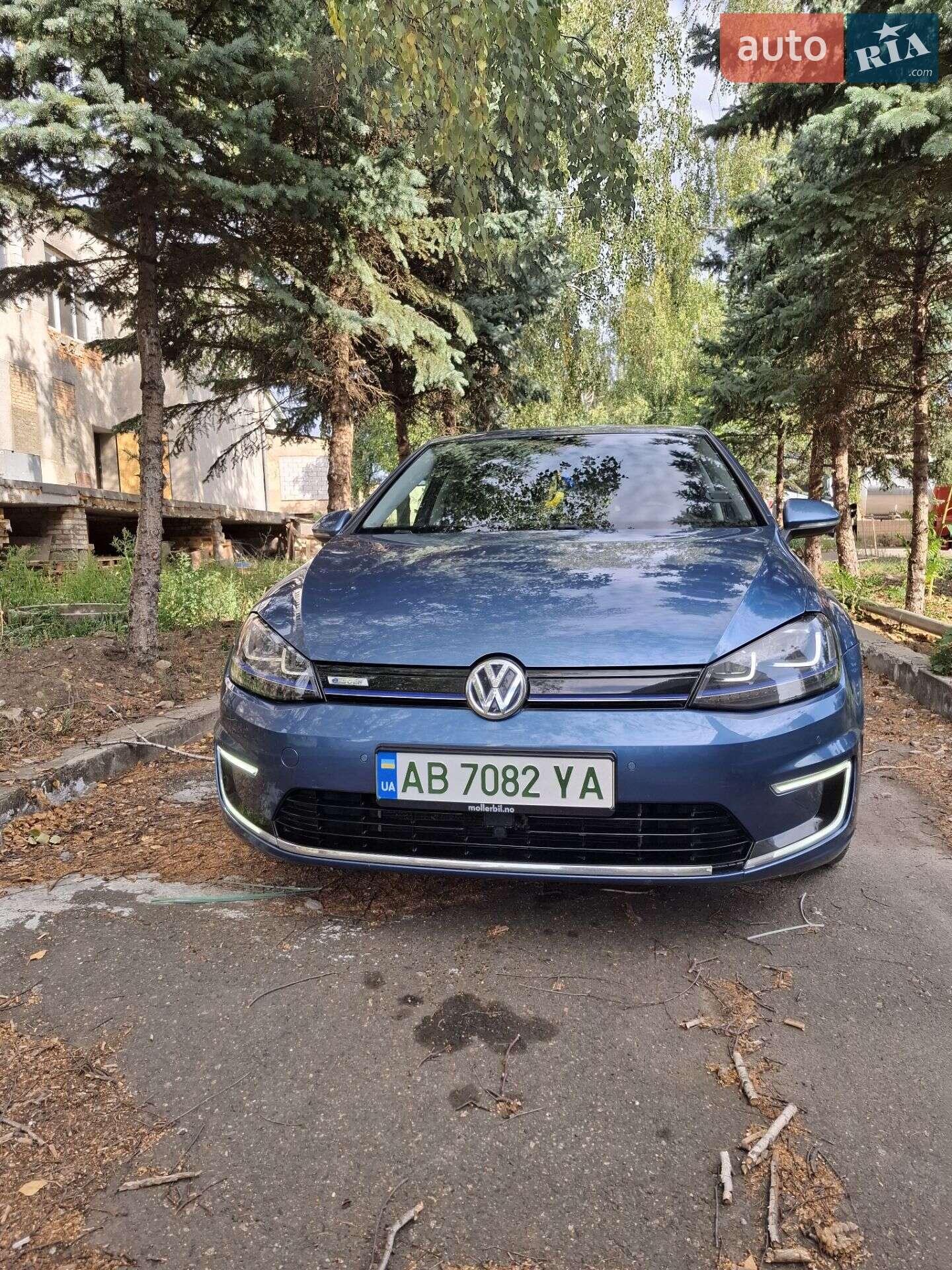 Volkswagen e-Golf 2014 VIN WVWZZZAUZFW901590 фото оголошення 7 з 17