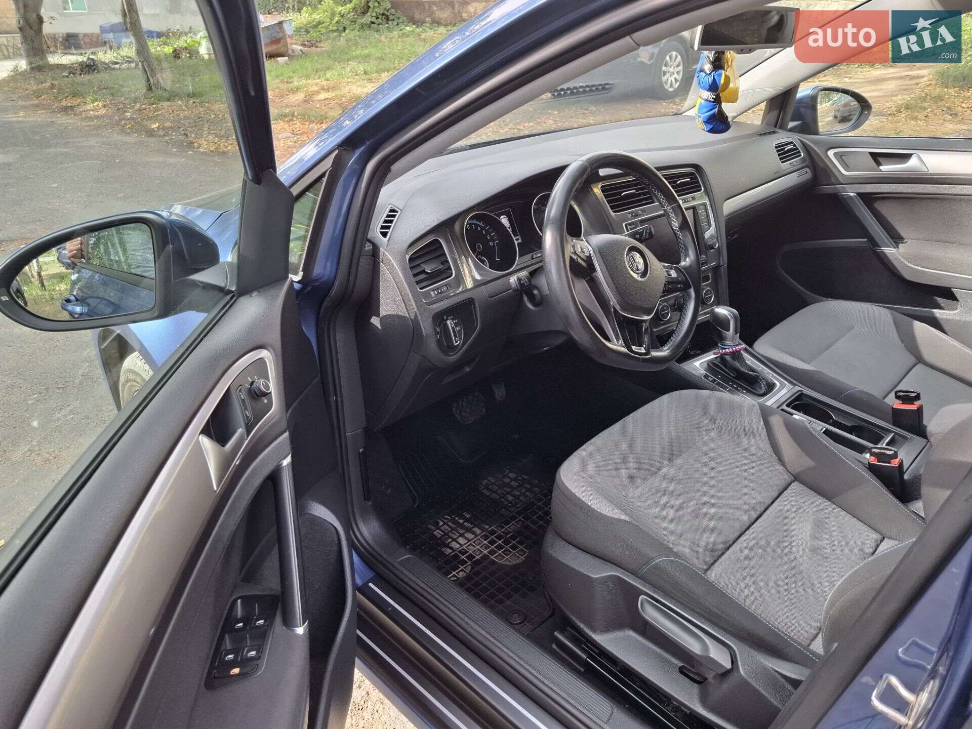 Volkswagen e-Golf 2014 VIN WVWZZZAUZFW901590 фото оголошення 16 з 17